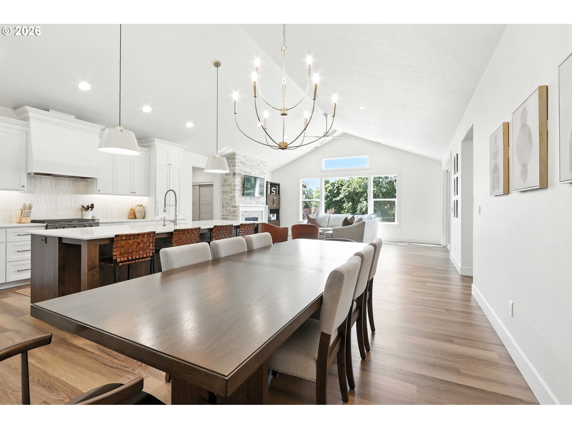 property viewer photo 16