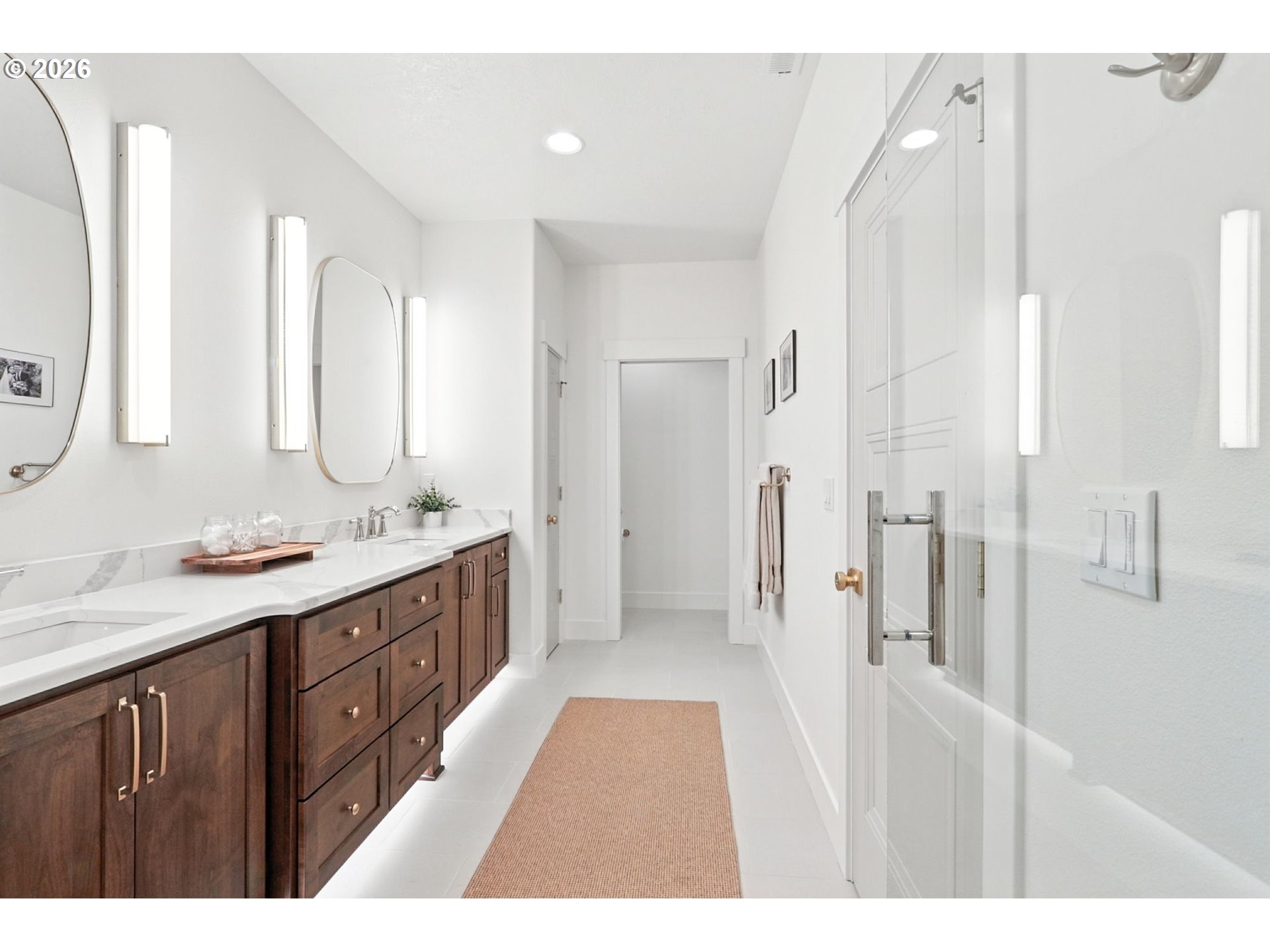 property viewer photo 23