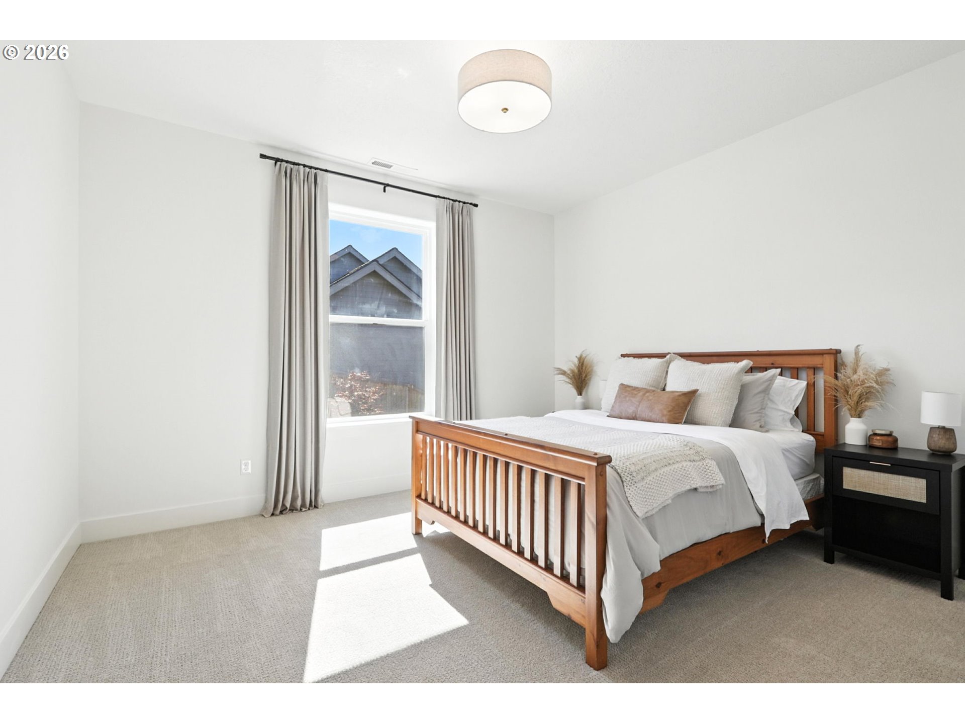 property viewer photo 26