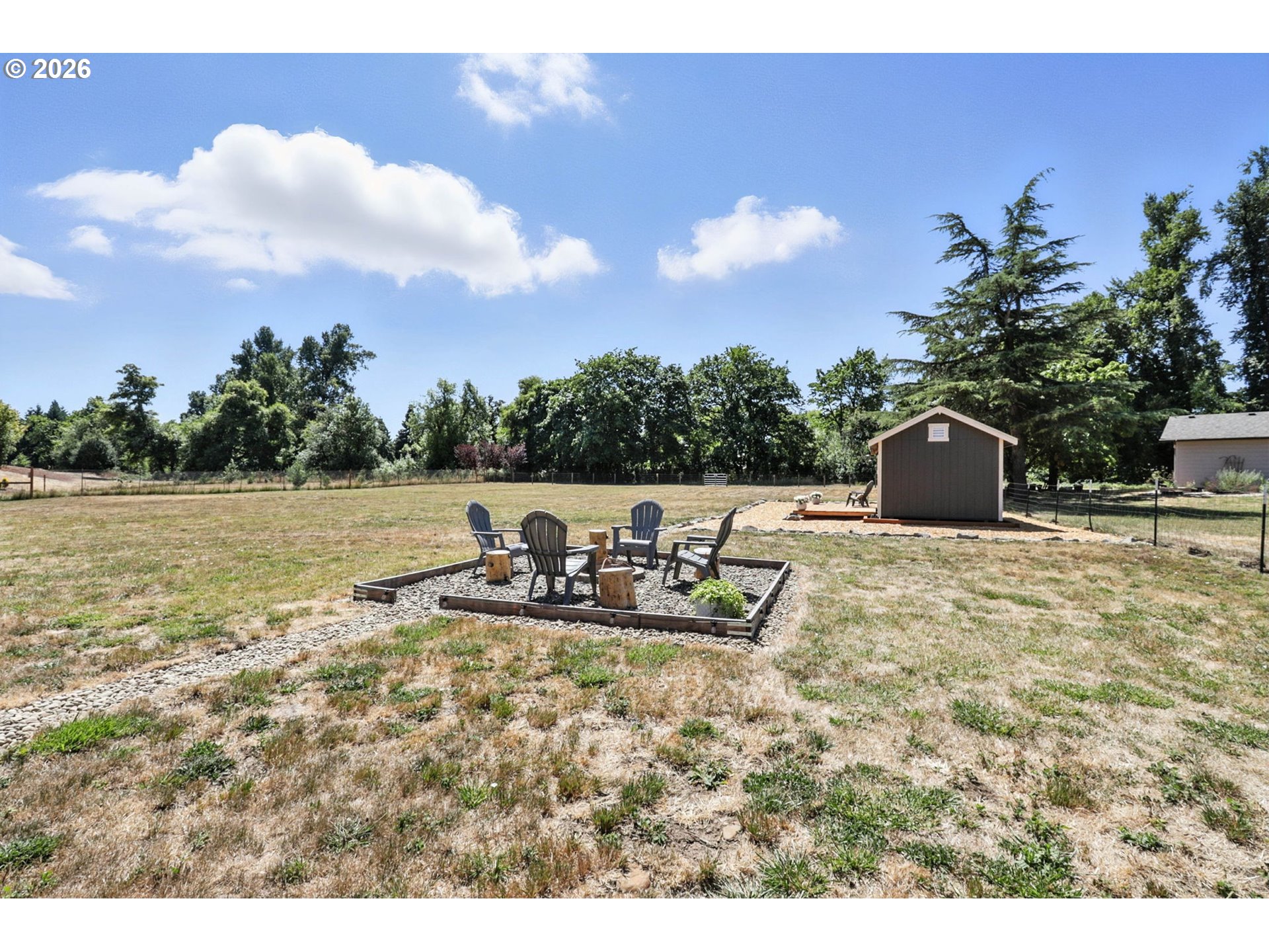 property viewer photo 33
