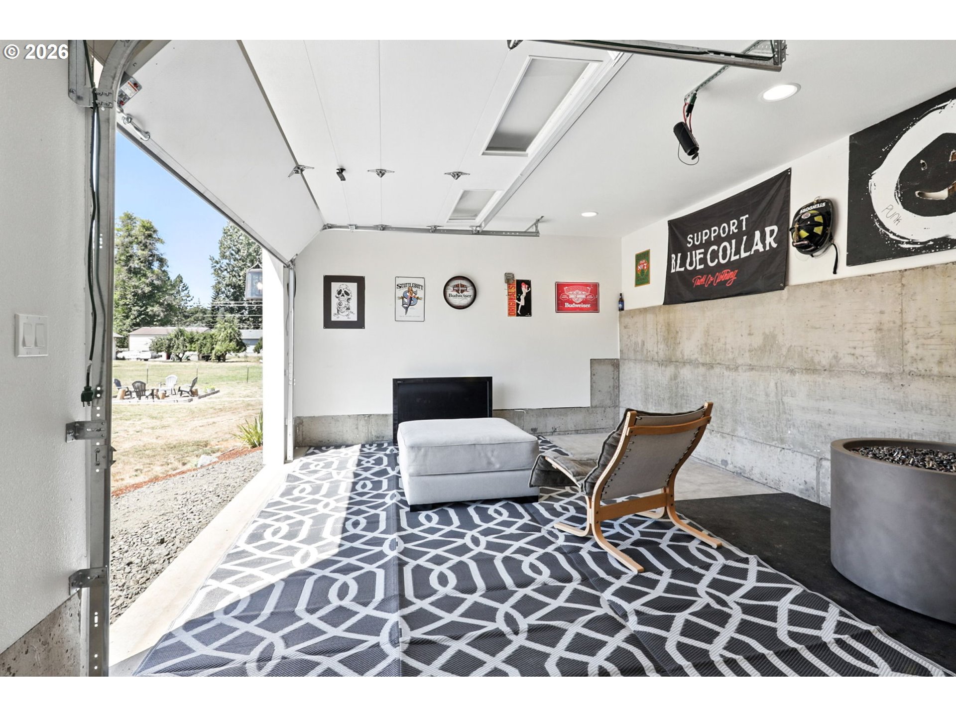 property viewer photo 35