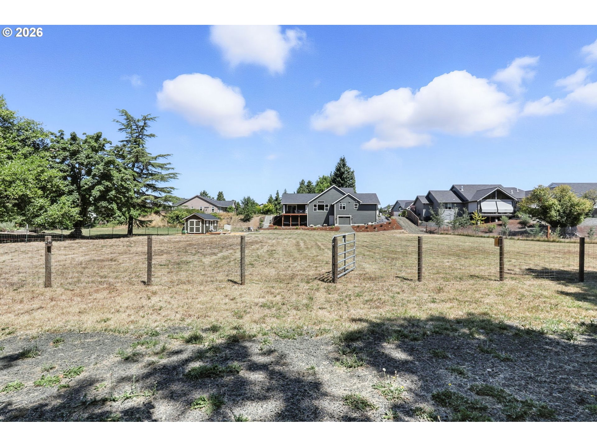property viewer photo 36
