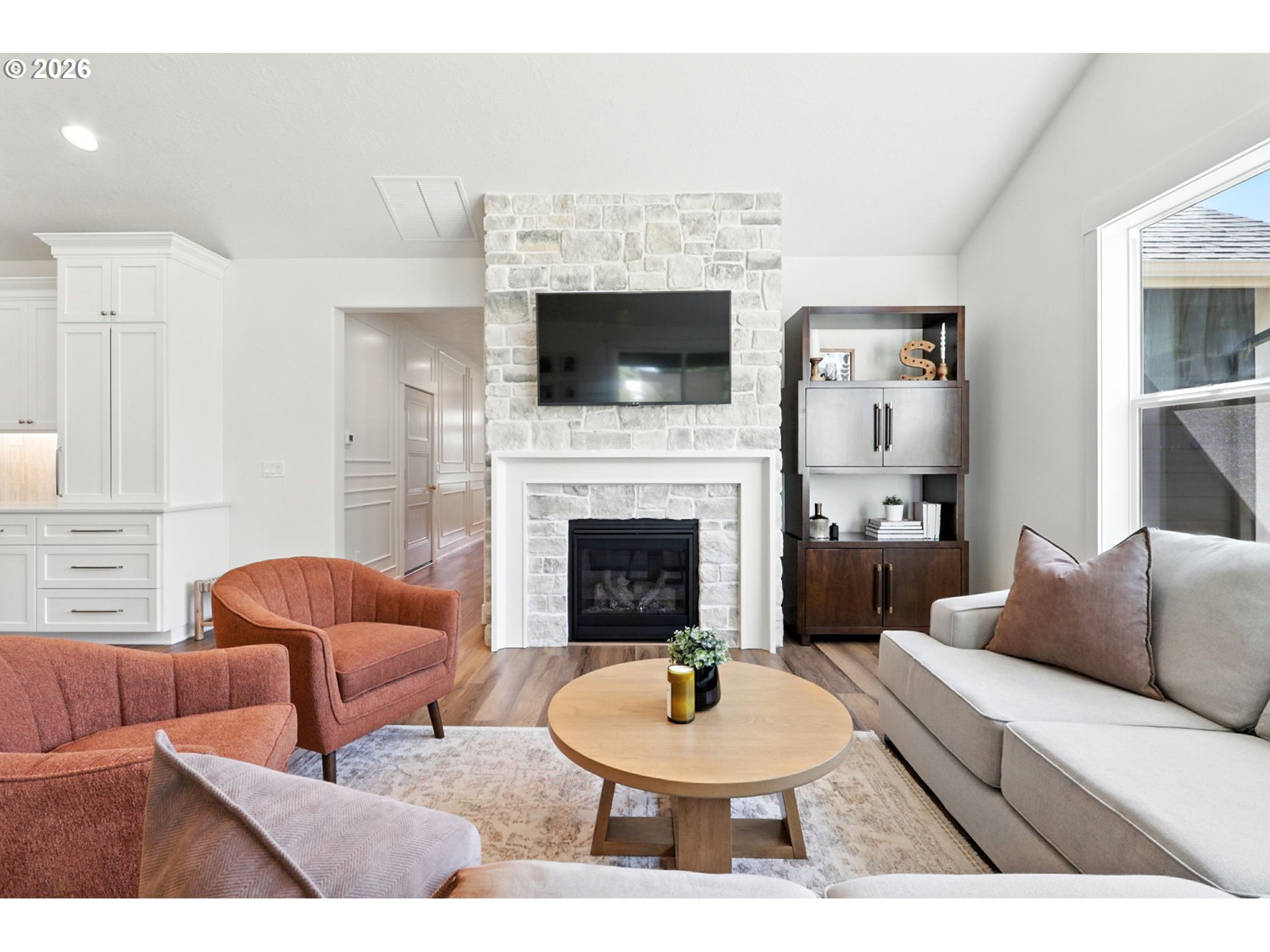 property viewer photo 8