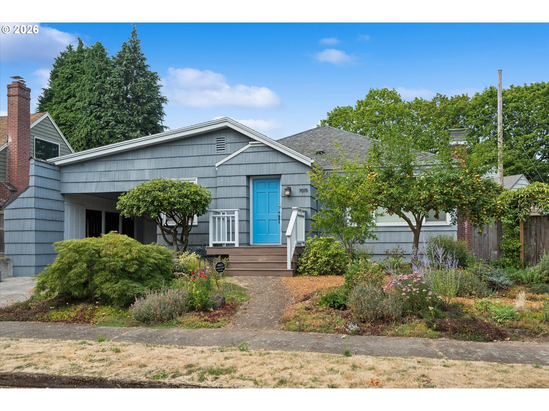 main property photo 0
