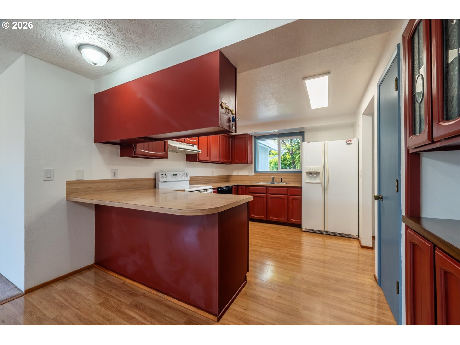 main property photo 15