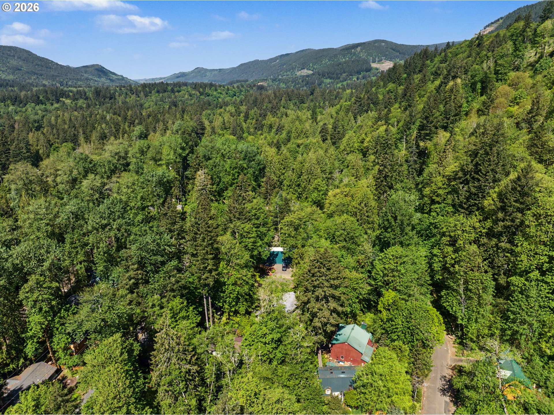 main property photo 40