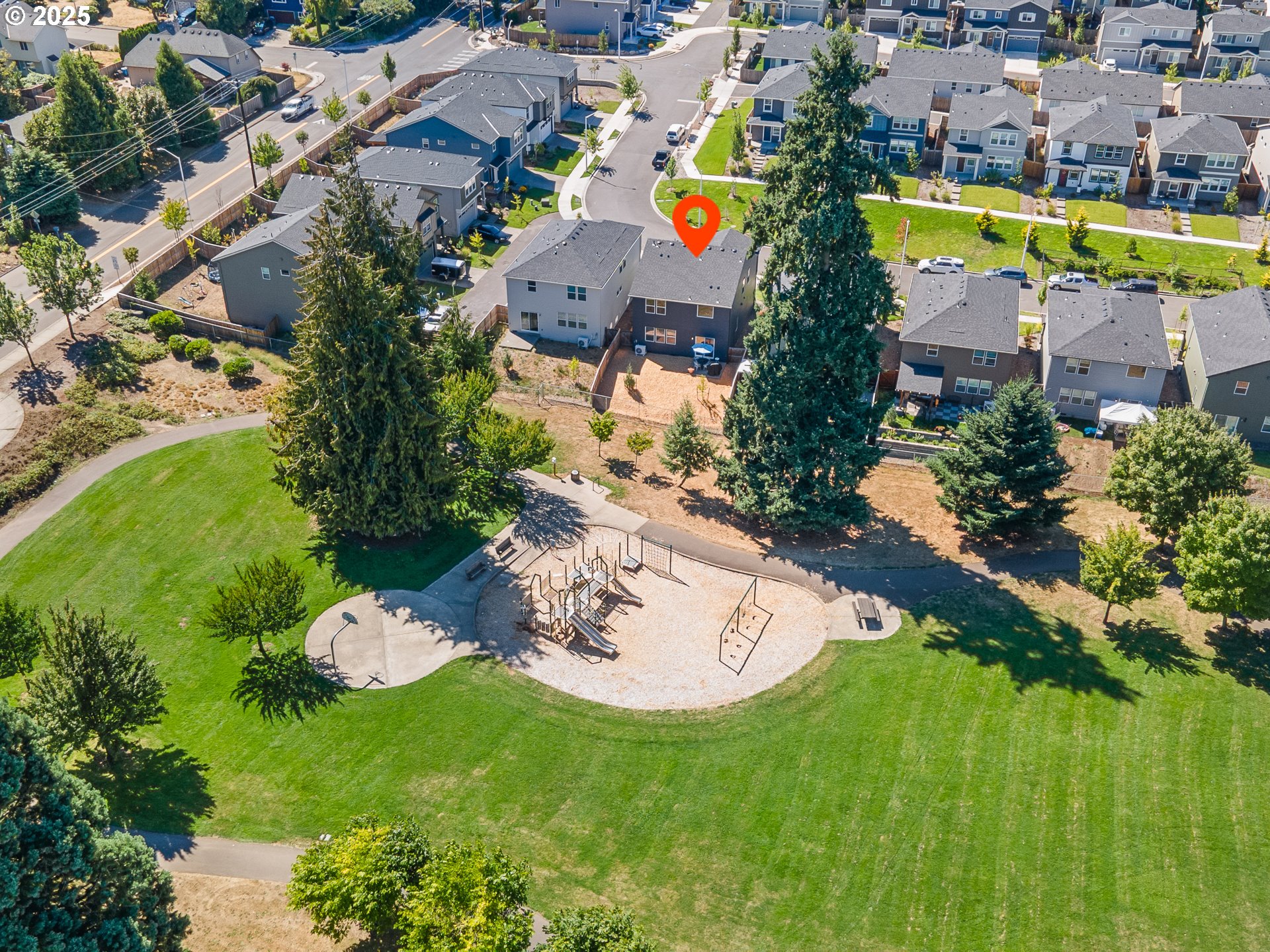 main property photo 37