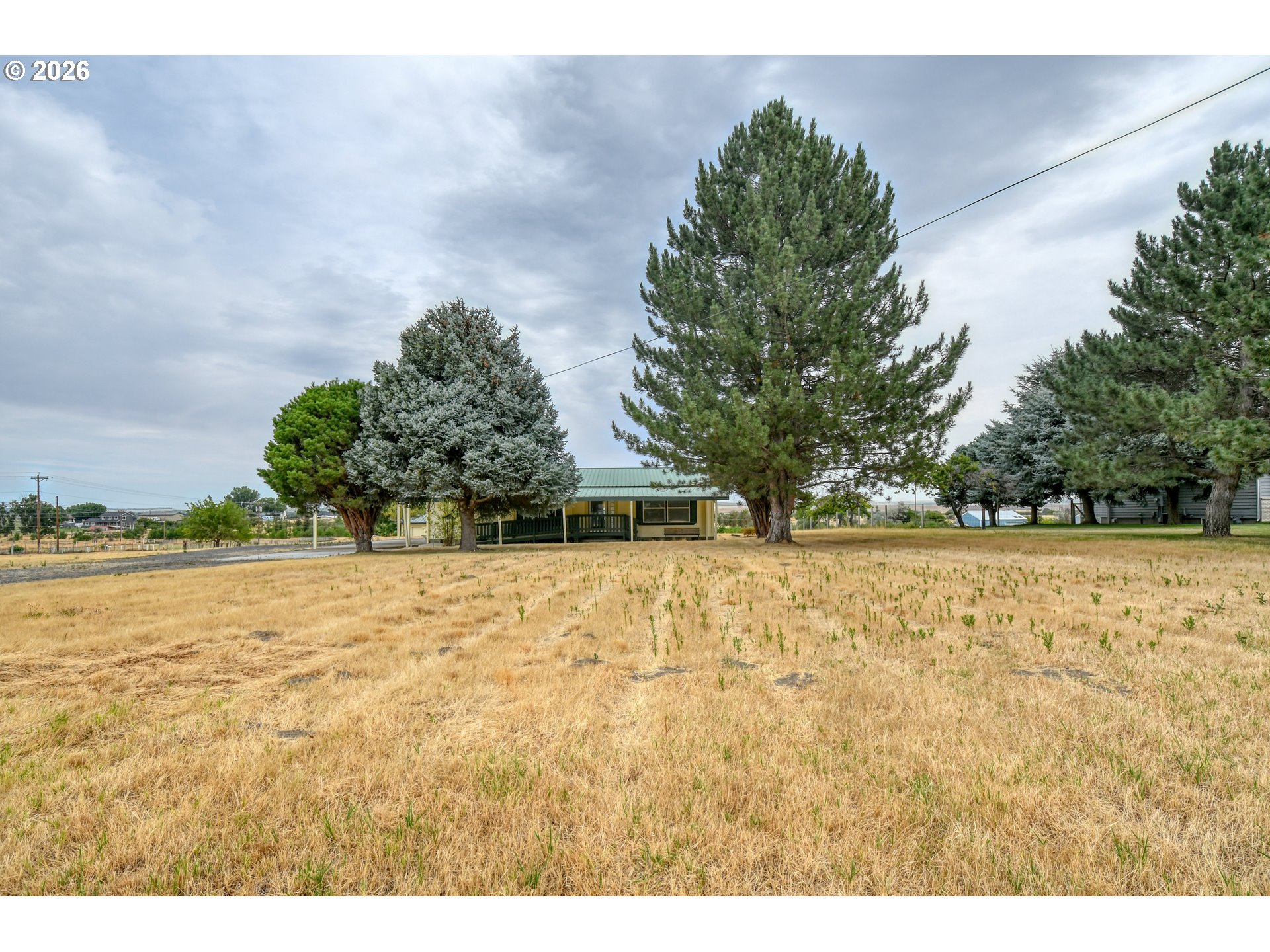 main property photo 46