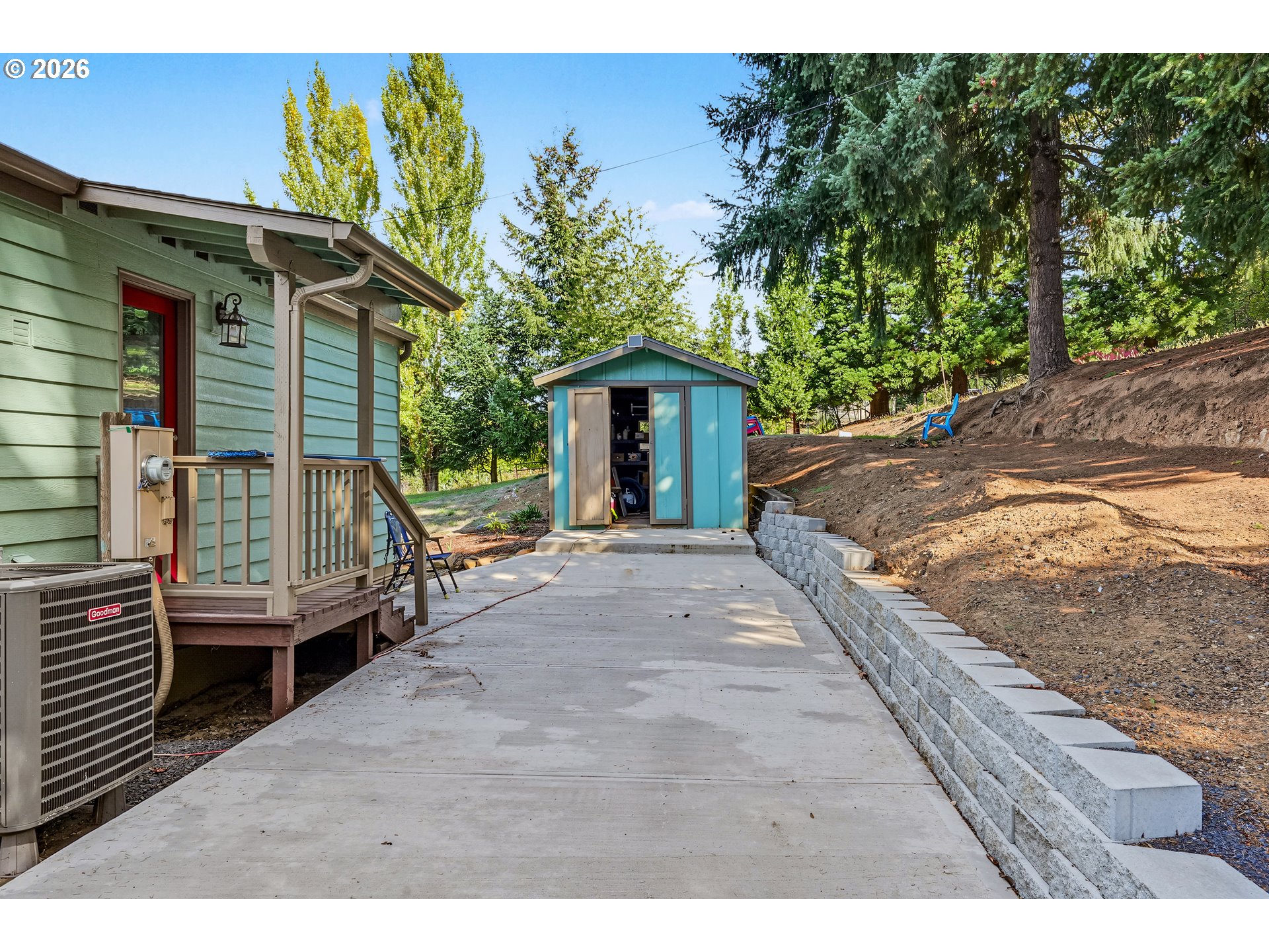 main property photo 36