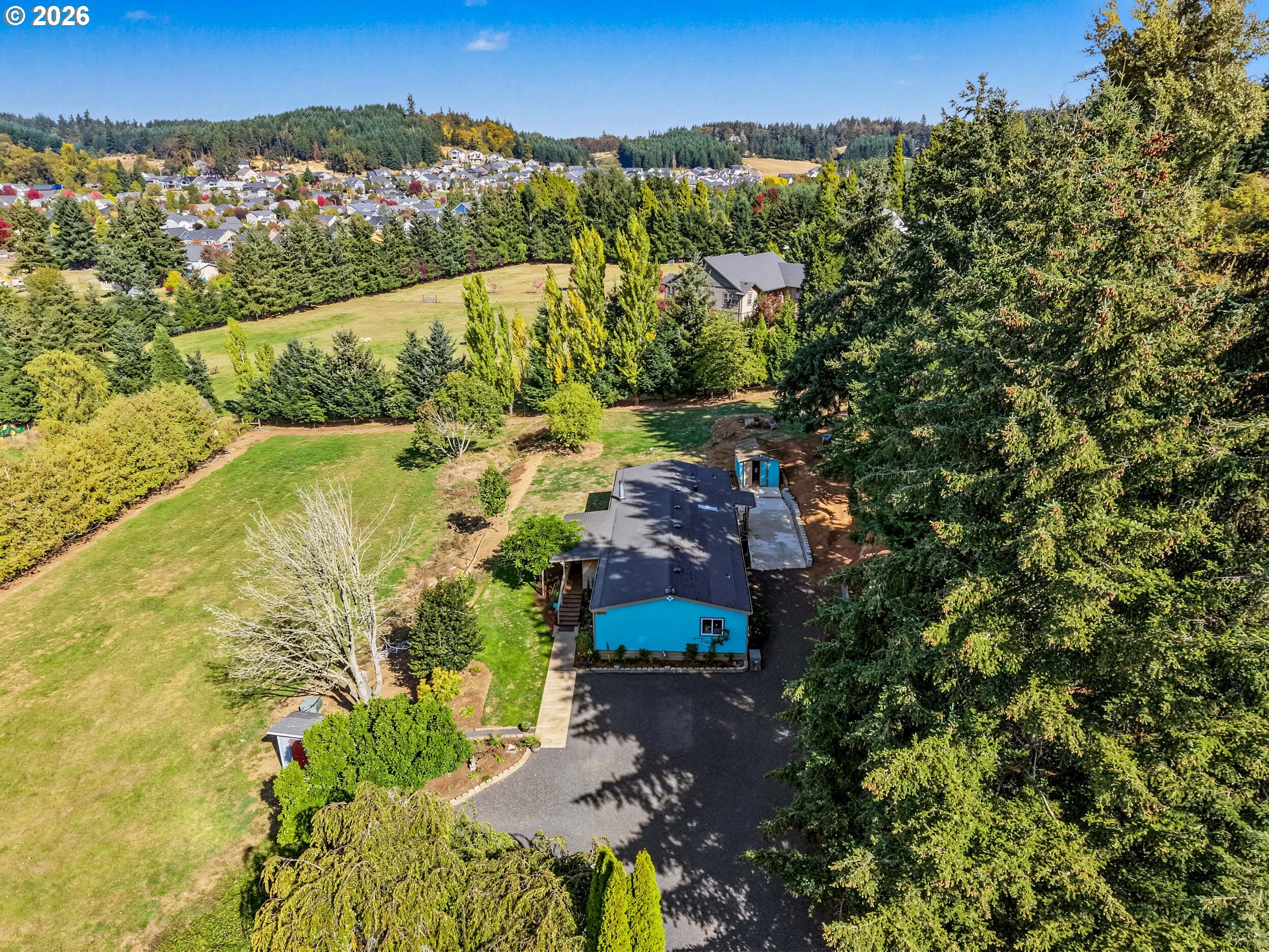 main property photo 40