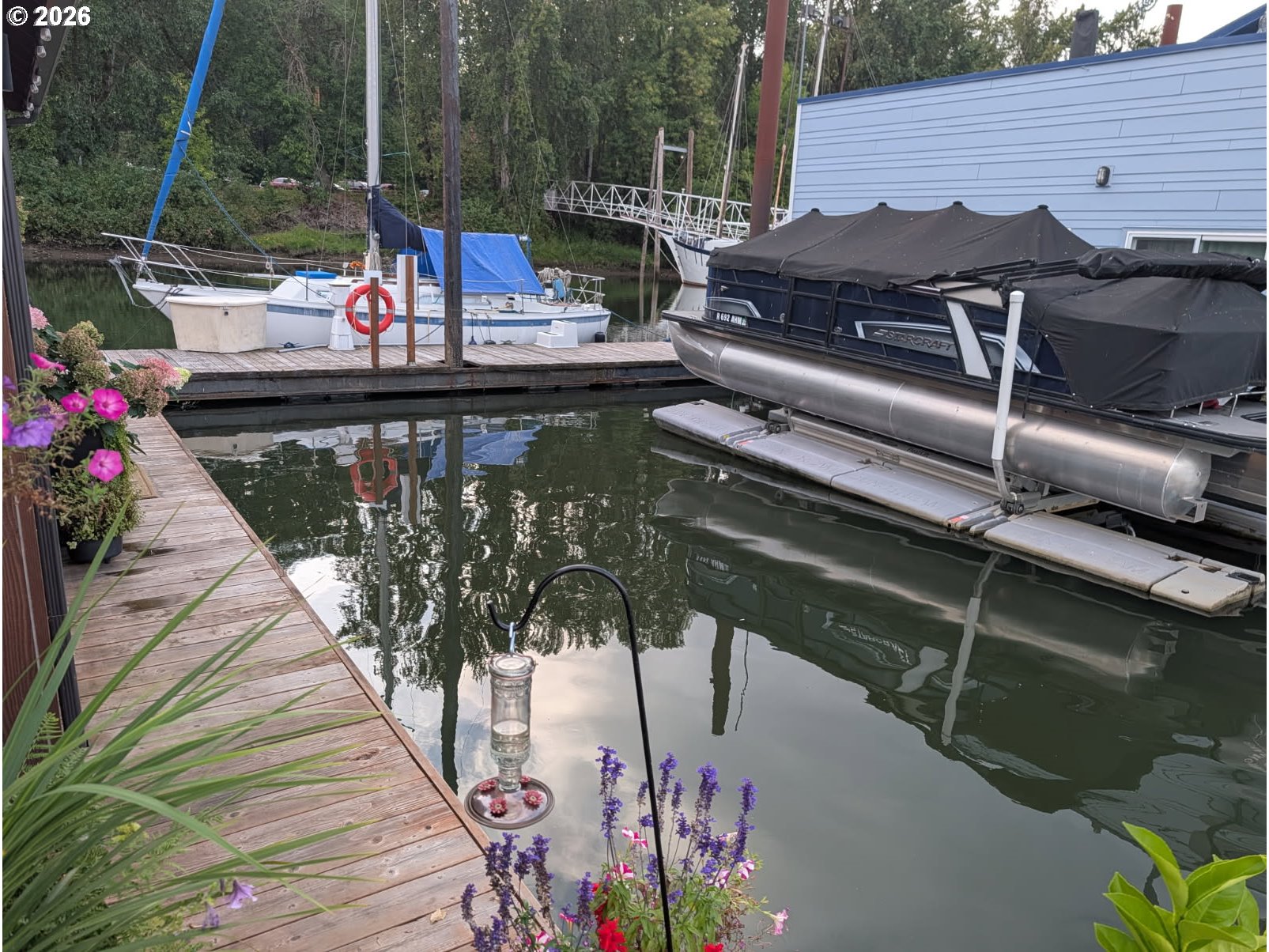 main property photo 22