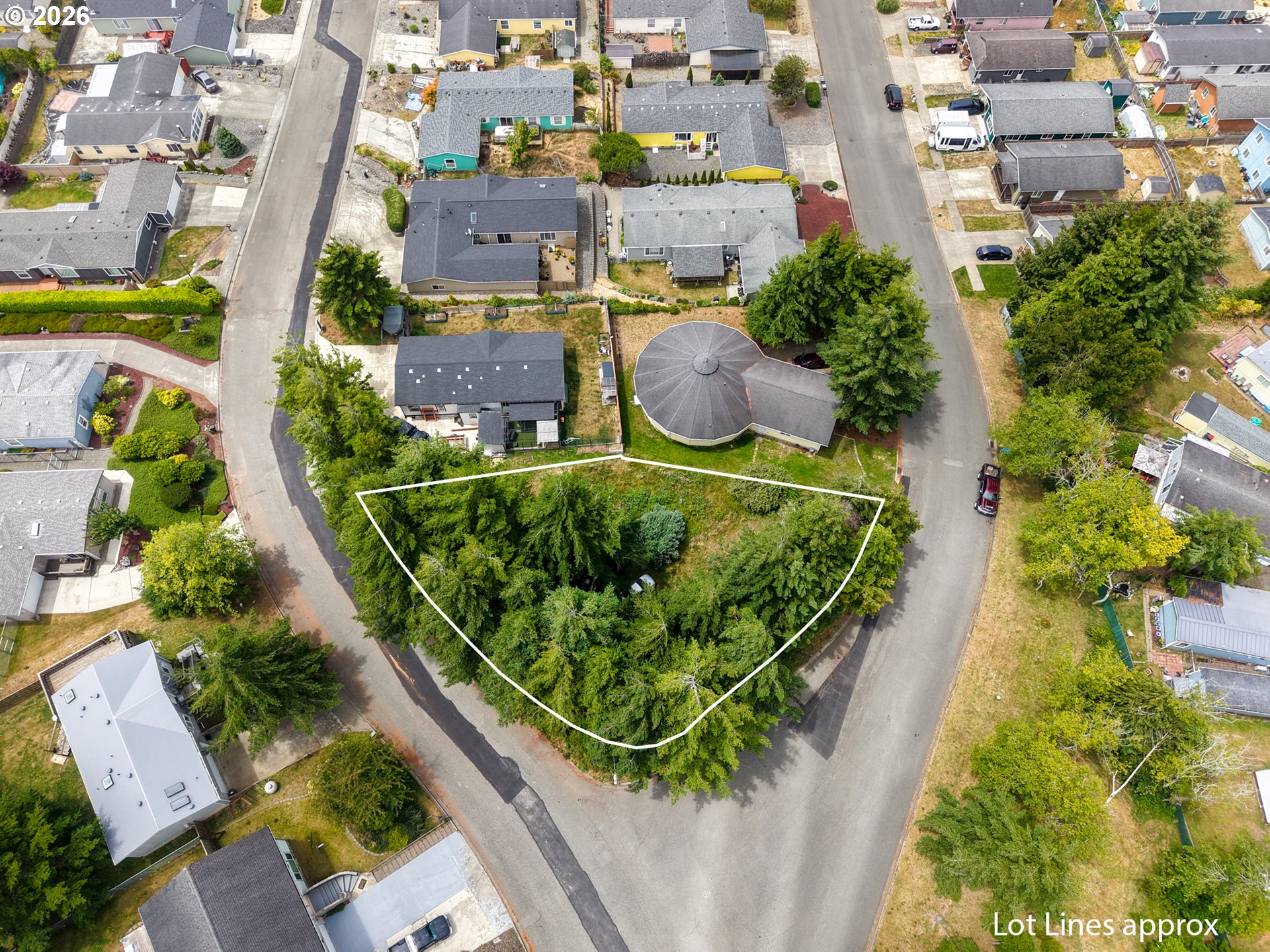 main property photo 18