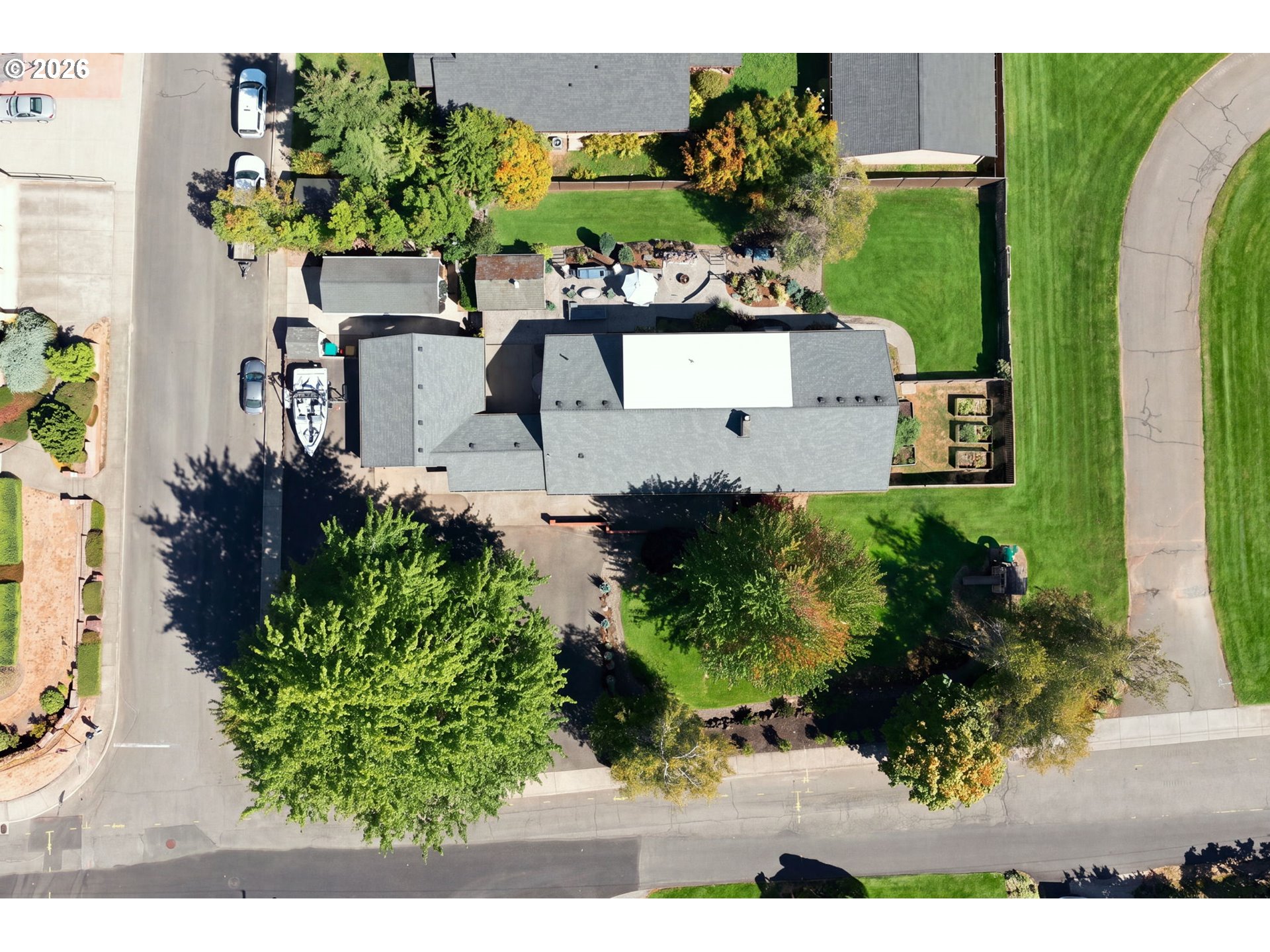 main property photo 46