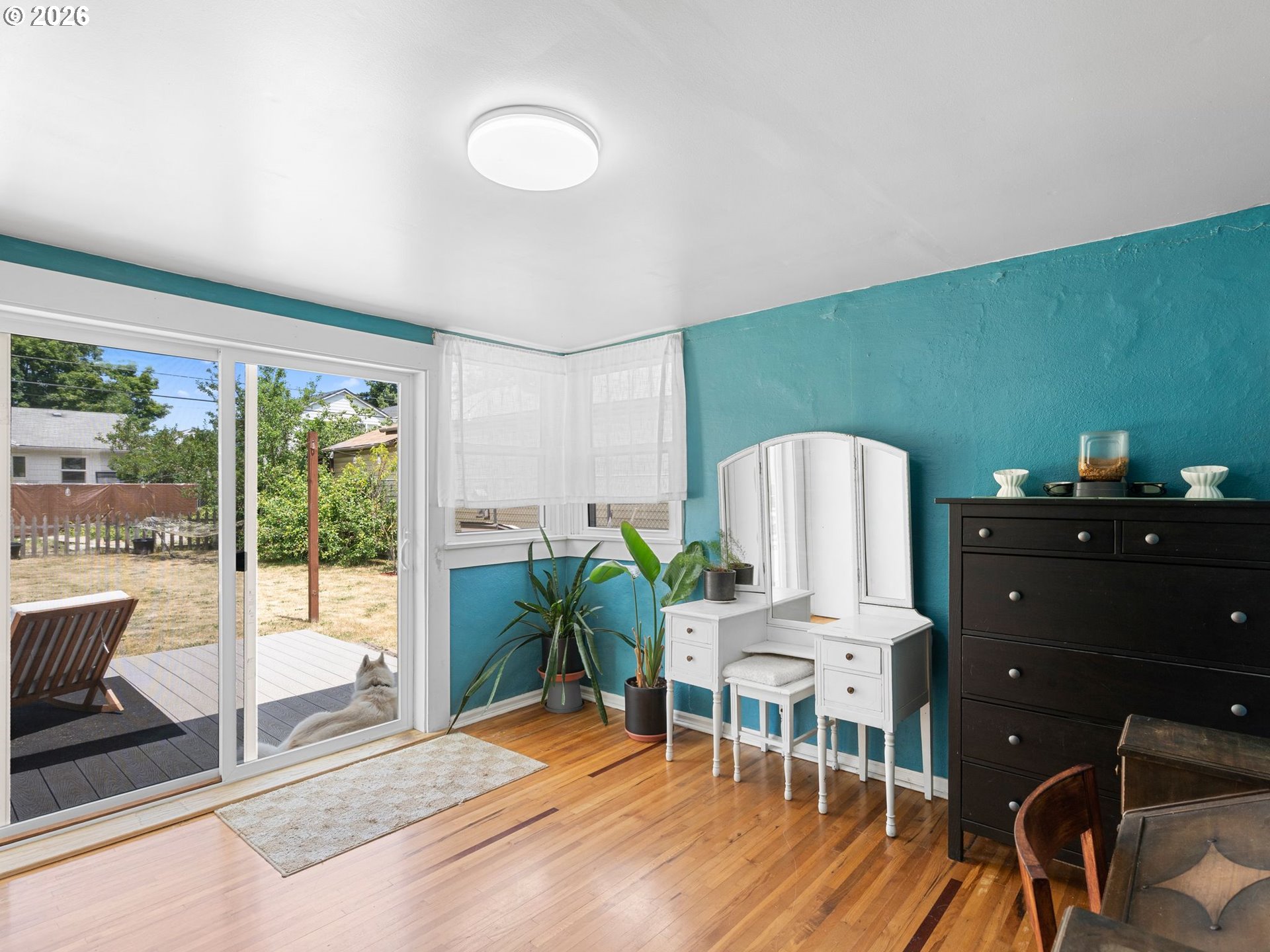 main property photo 23