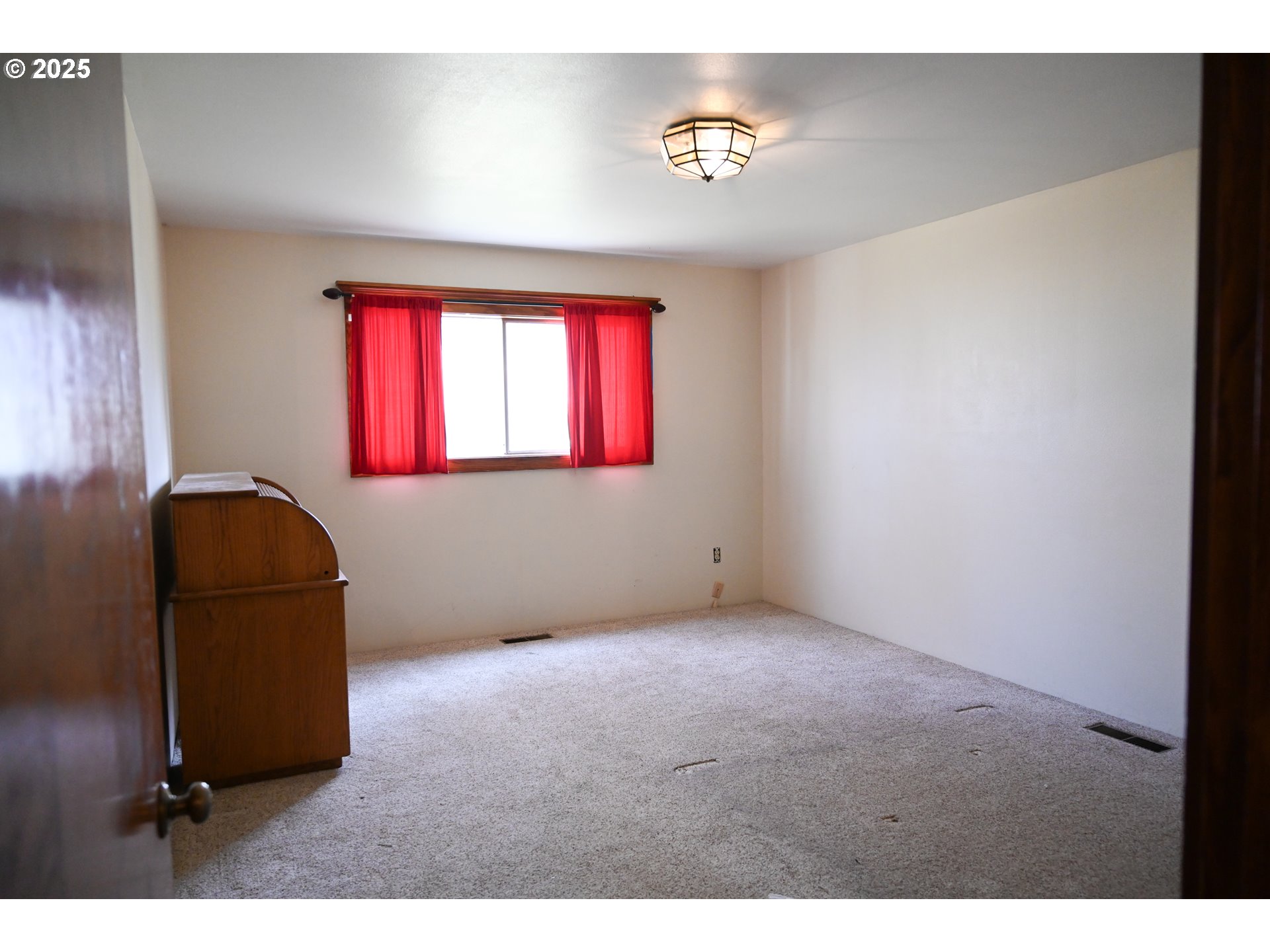 property viewer photo 20