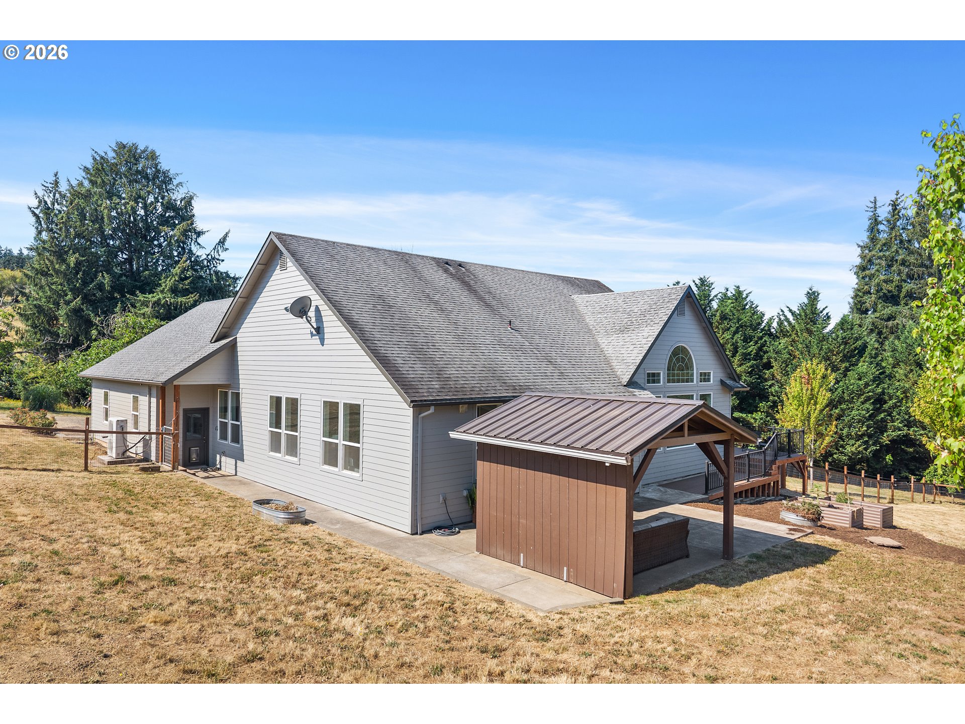 main property photo 36
