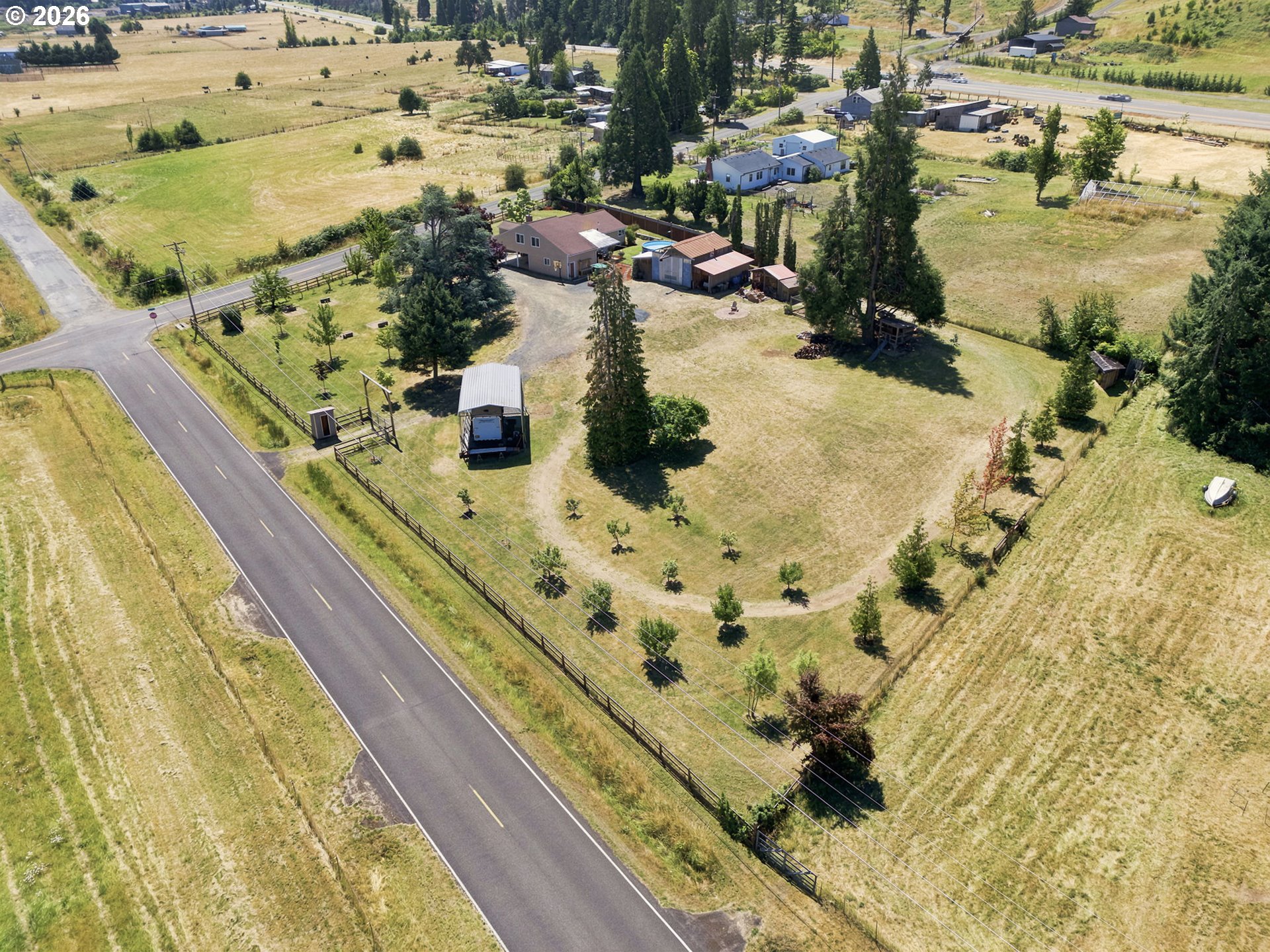 main property photo 44