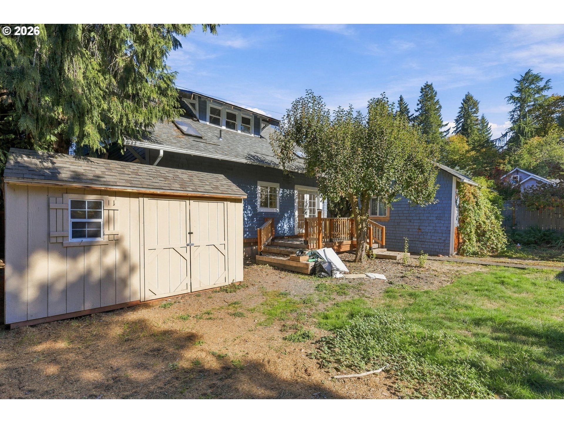 main property photo 40