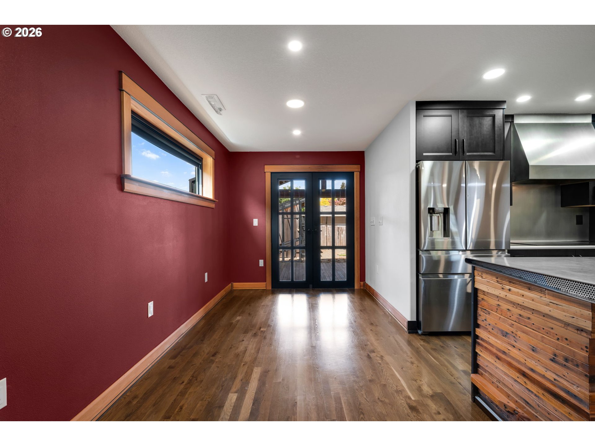 main property photo 11