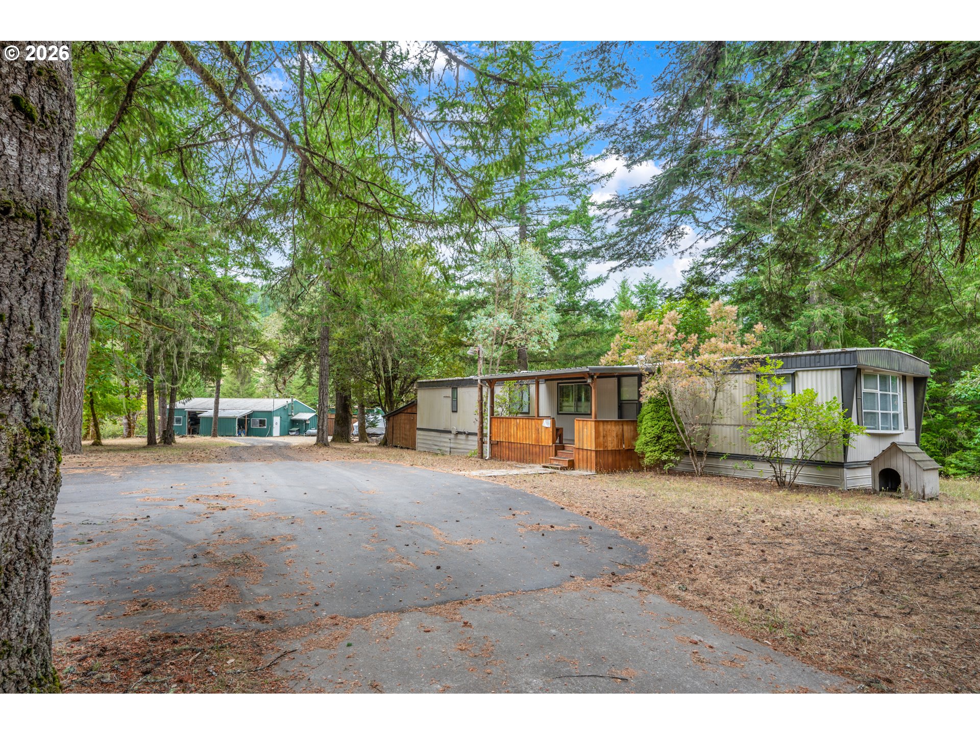 main property photo 41