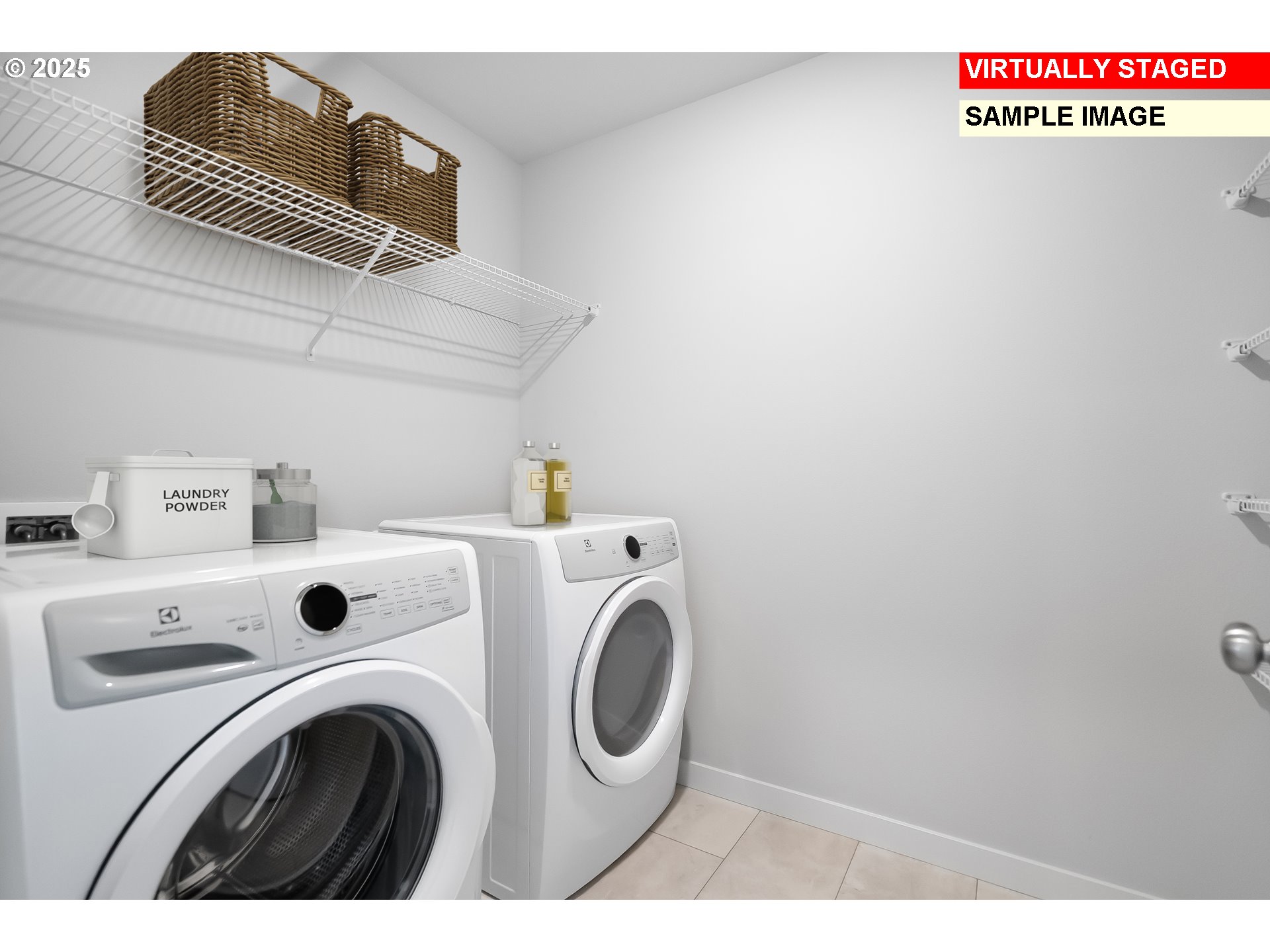 property viewer photo 17