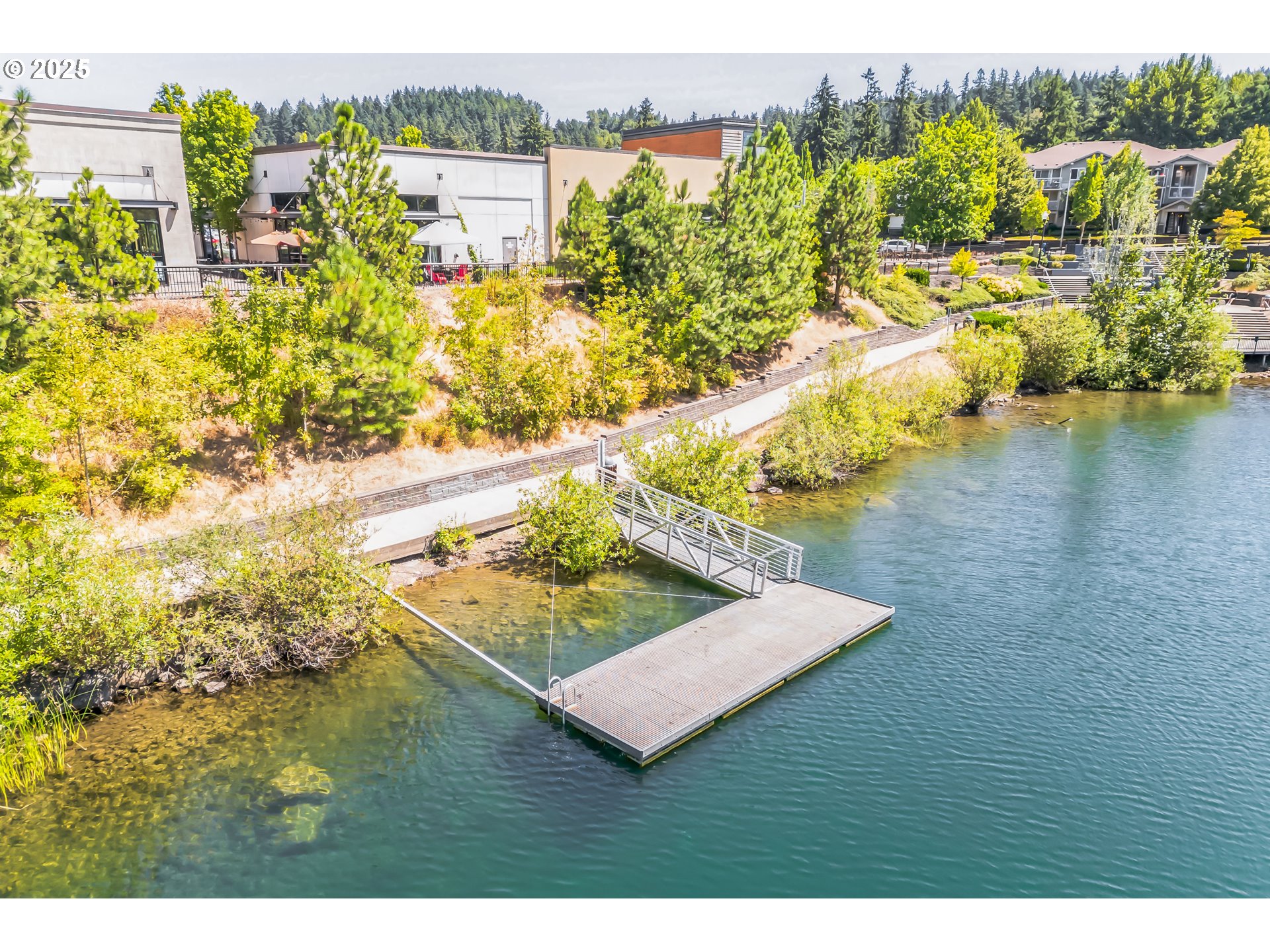 property viewer photo 20