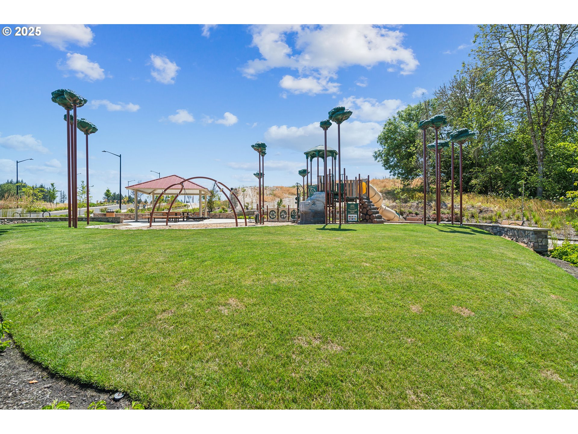 property viewer photo 23
