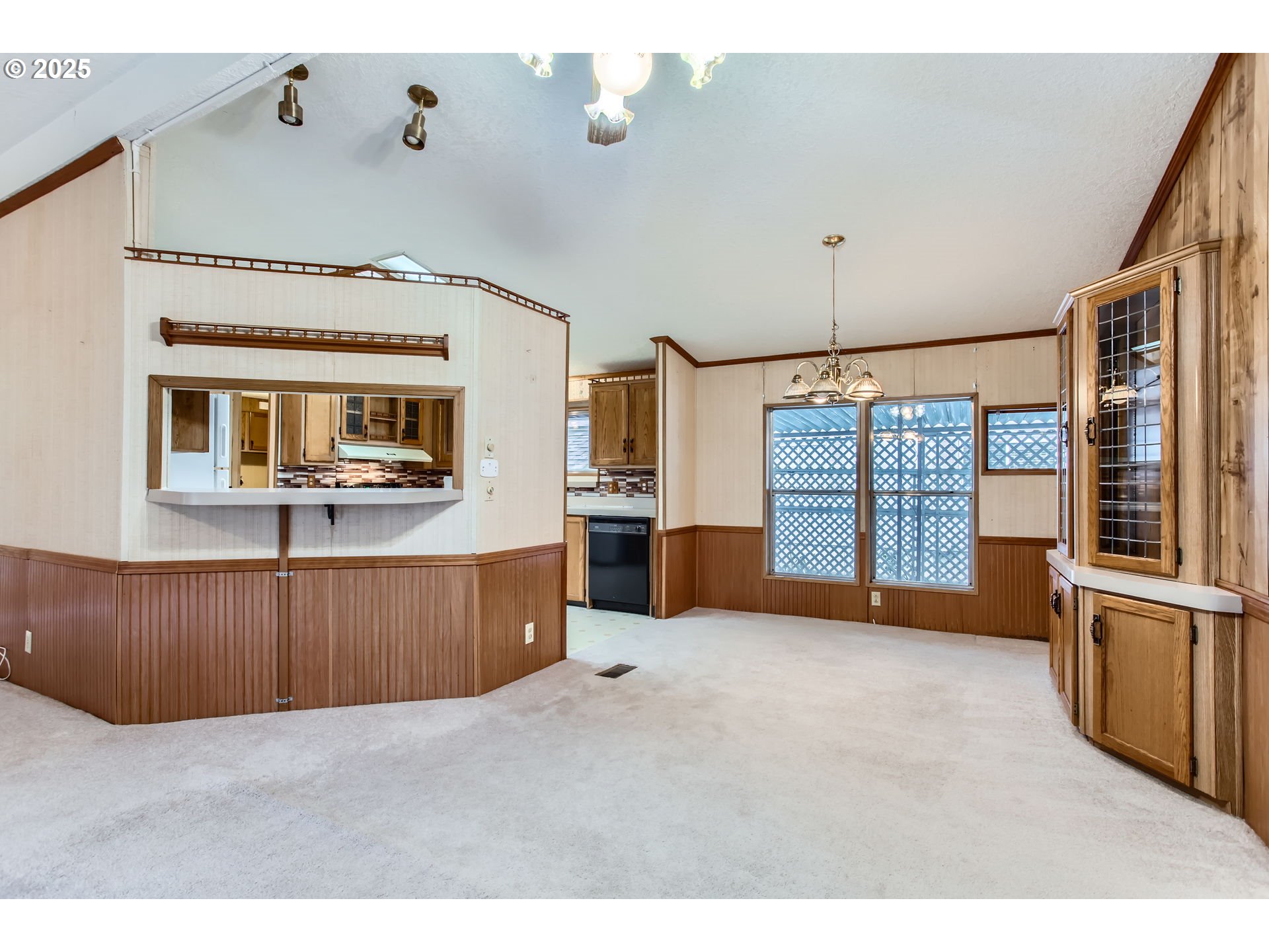 property viewer photo 11