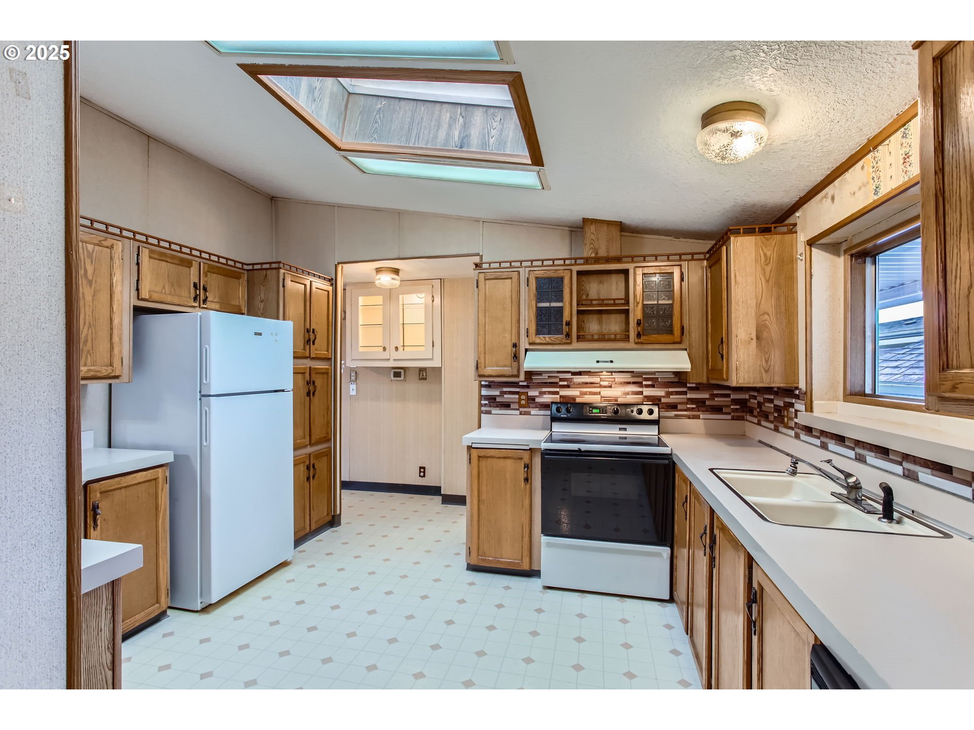 property viewer photo 14