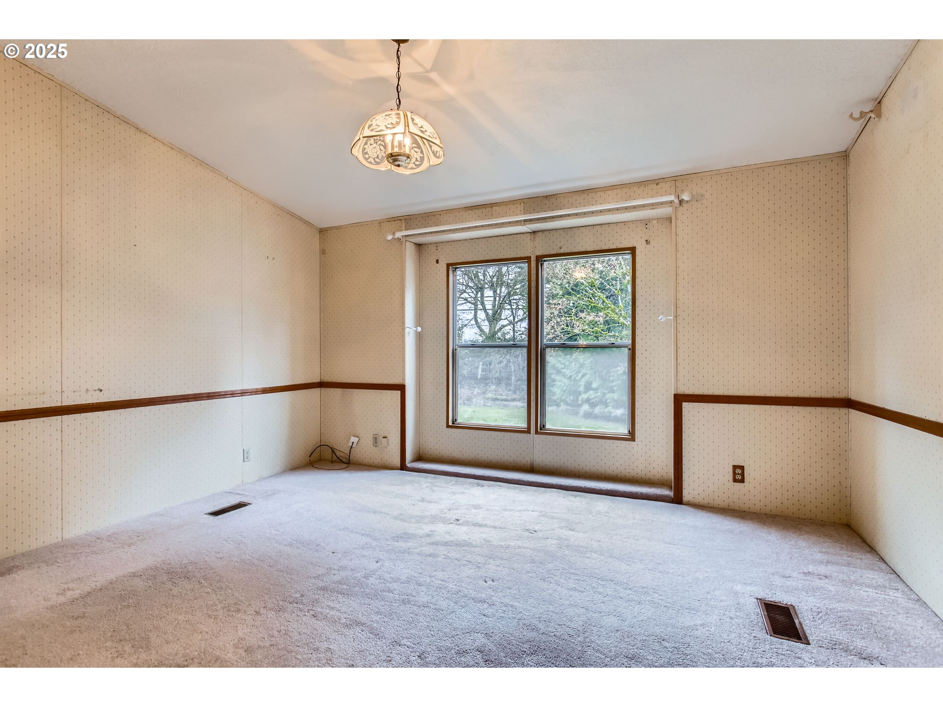 property viewer photo 17