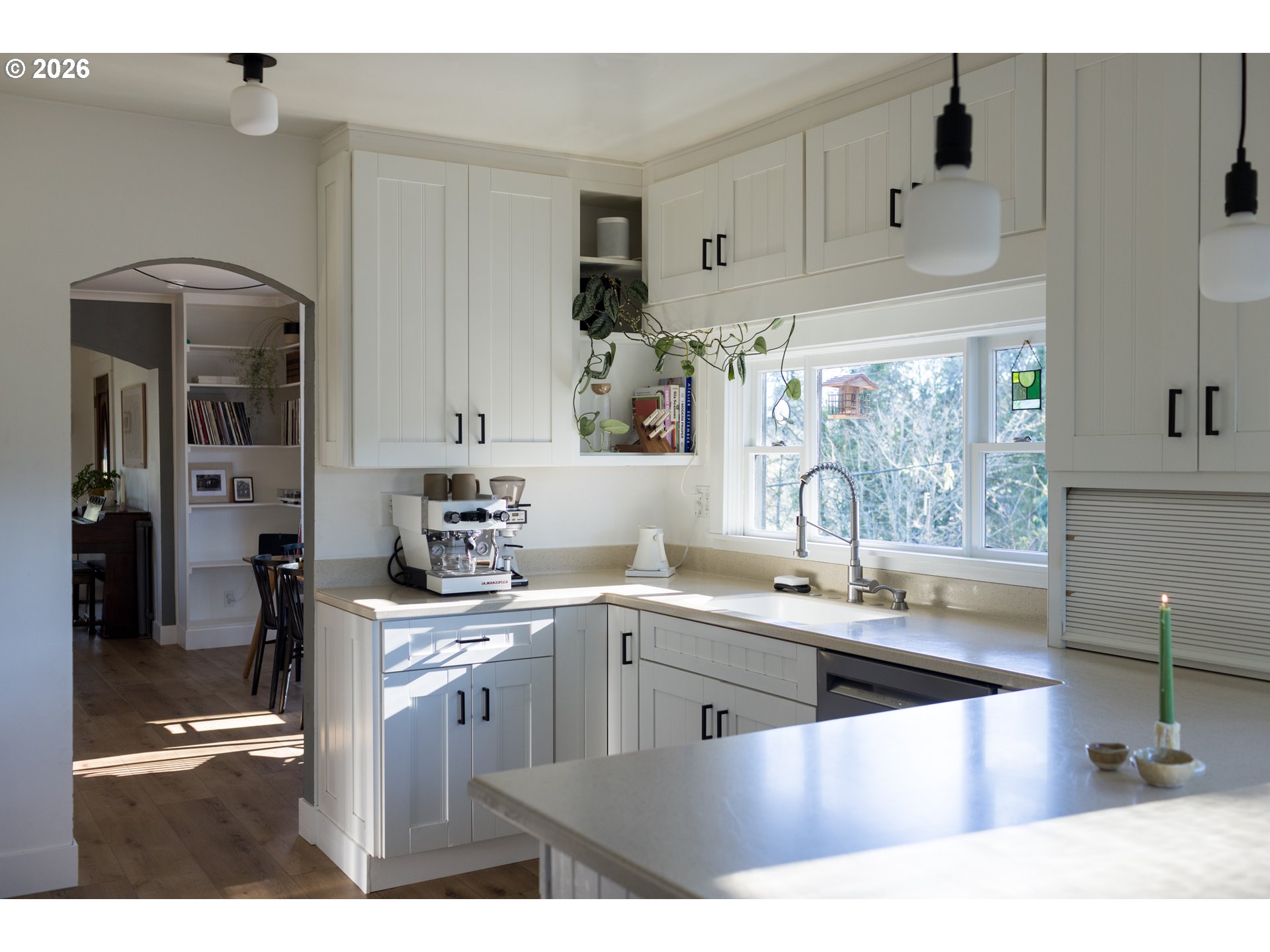 property viewer photo 5