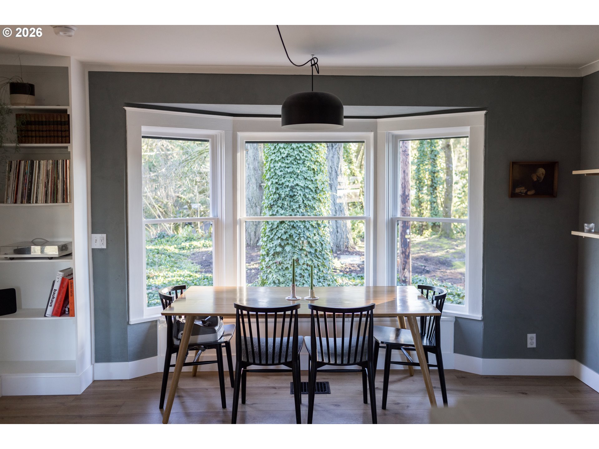 property viewer photo 7
