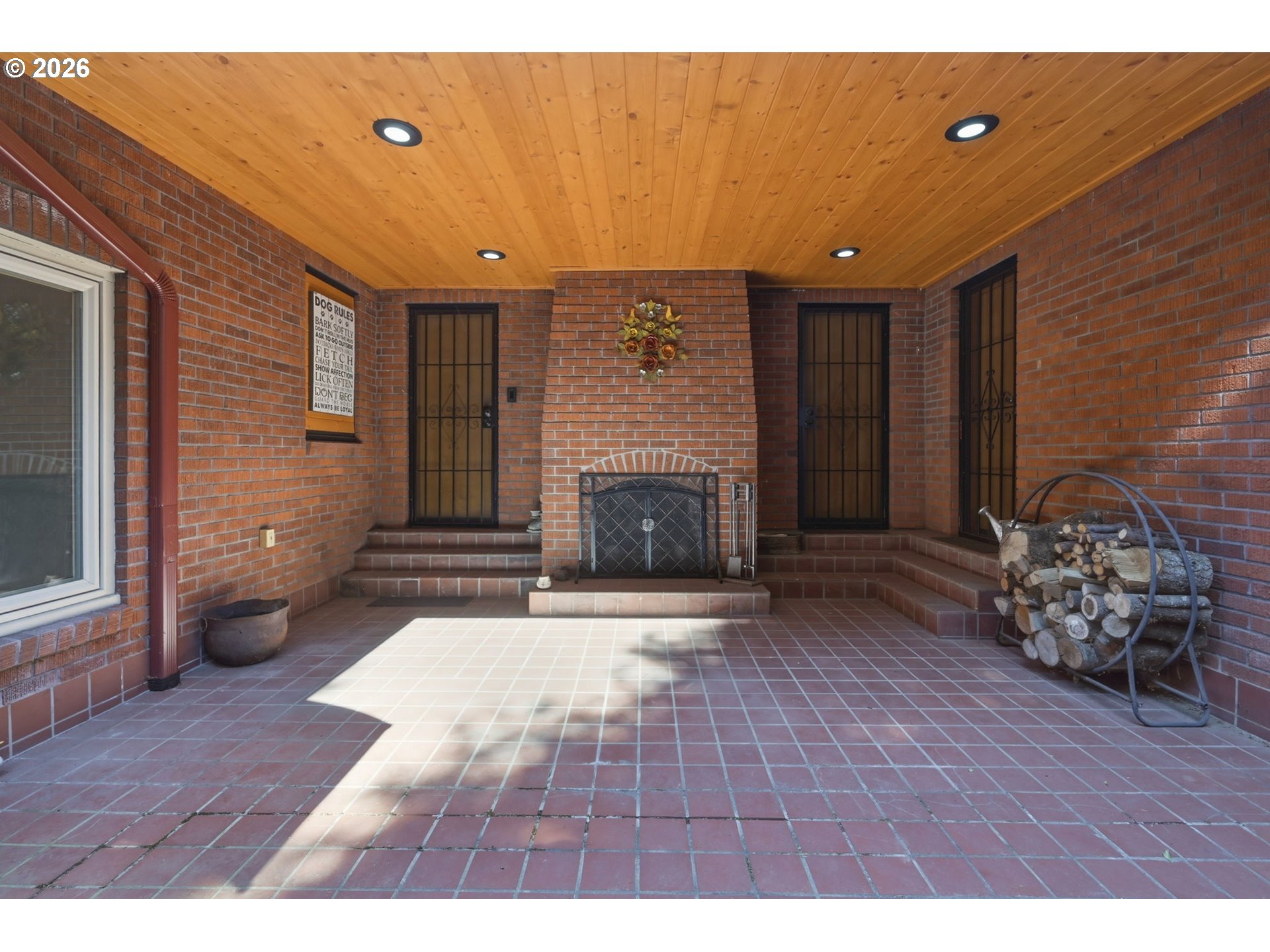 main property photo 24