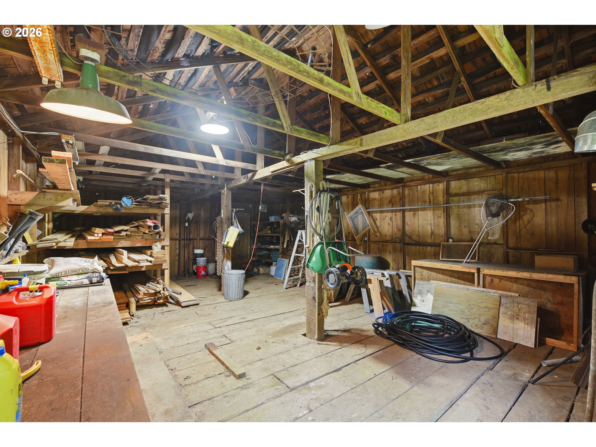 main property photo 39