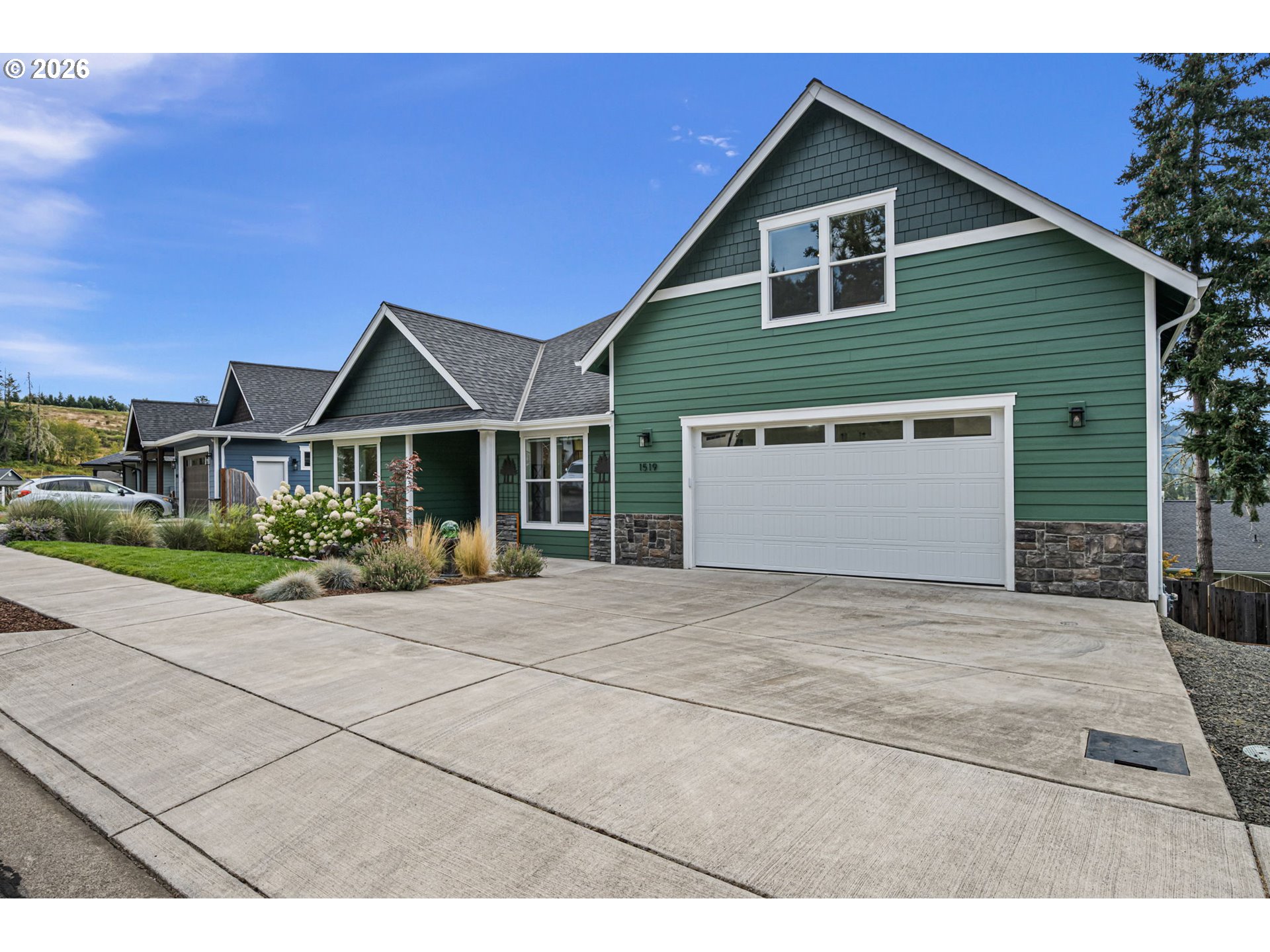 main property photo 1