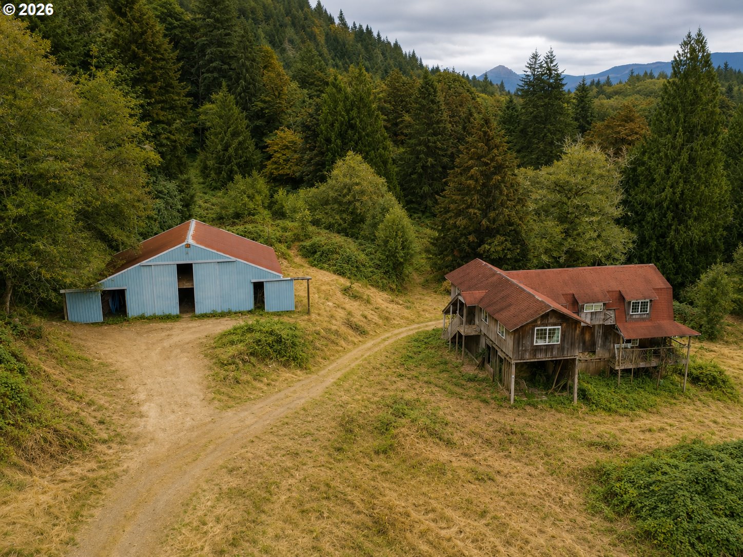 main property photo 12
