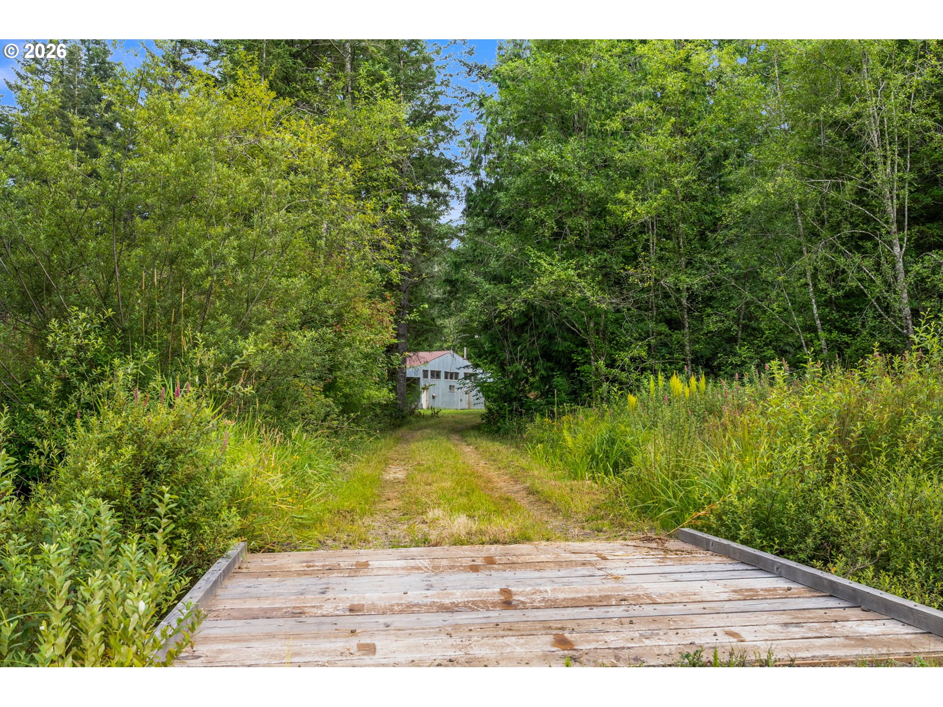 main property photo 22