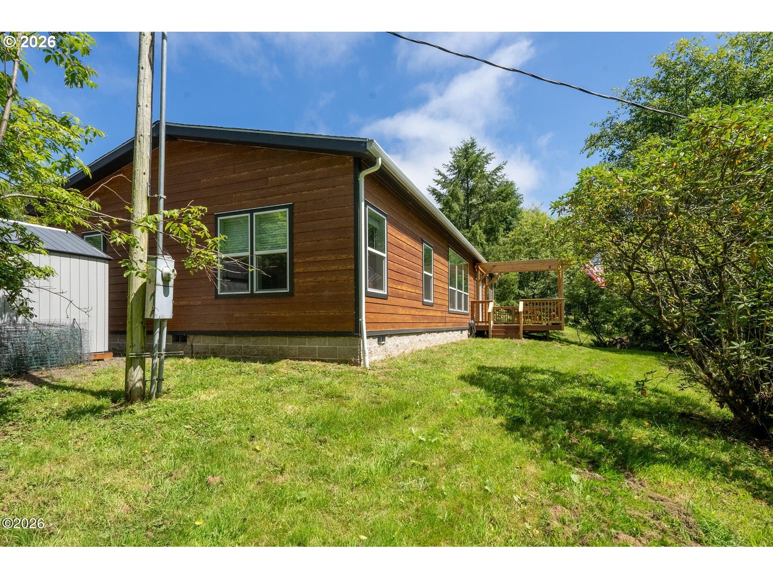main property photo 28
