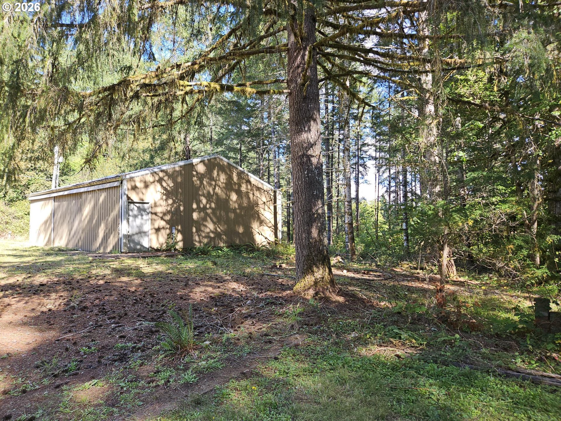 main property photo 19