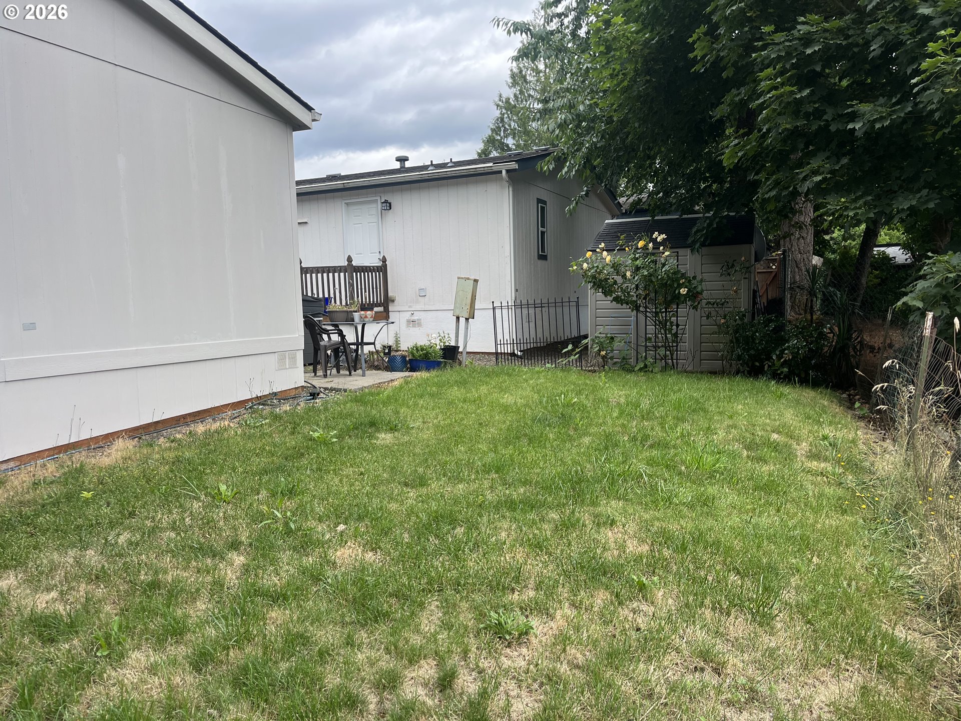 main property photo 27