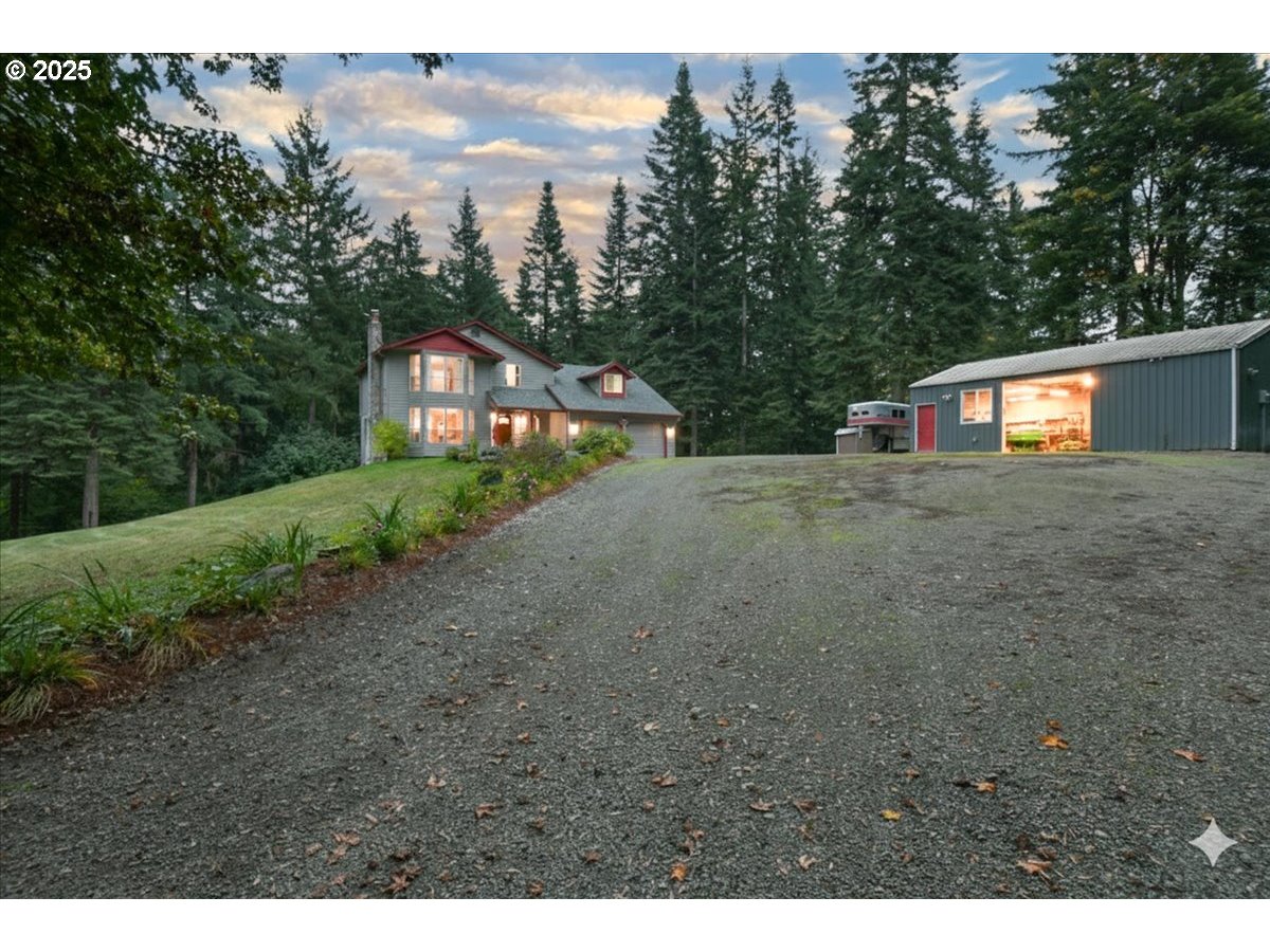 main property photo 36