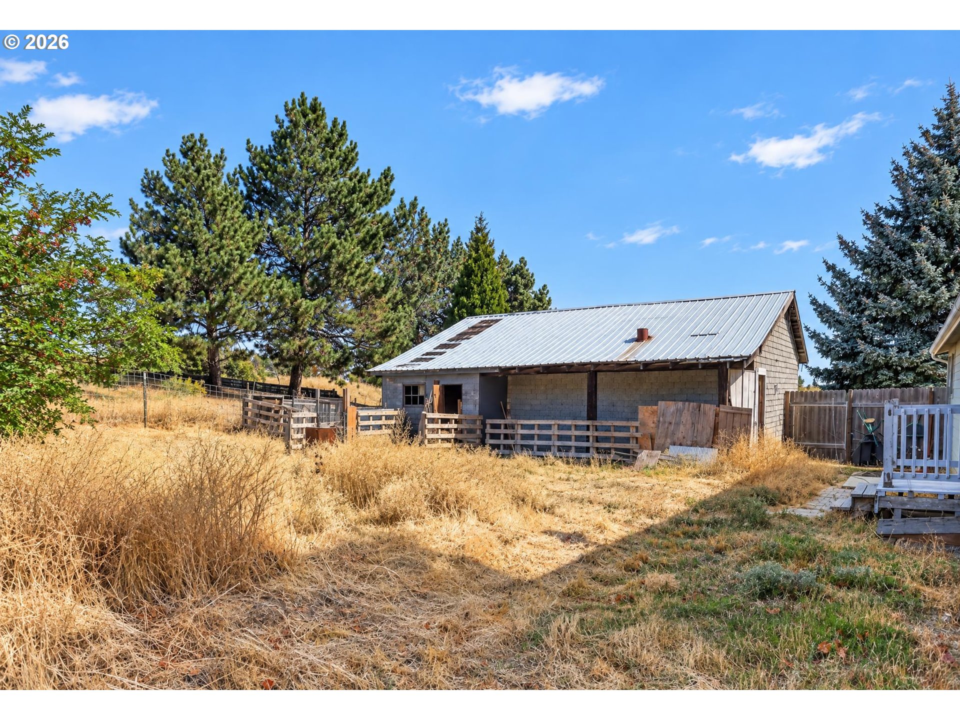 main property photo 34