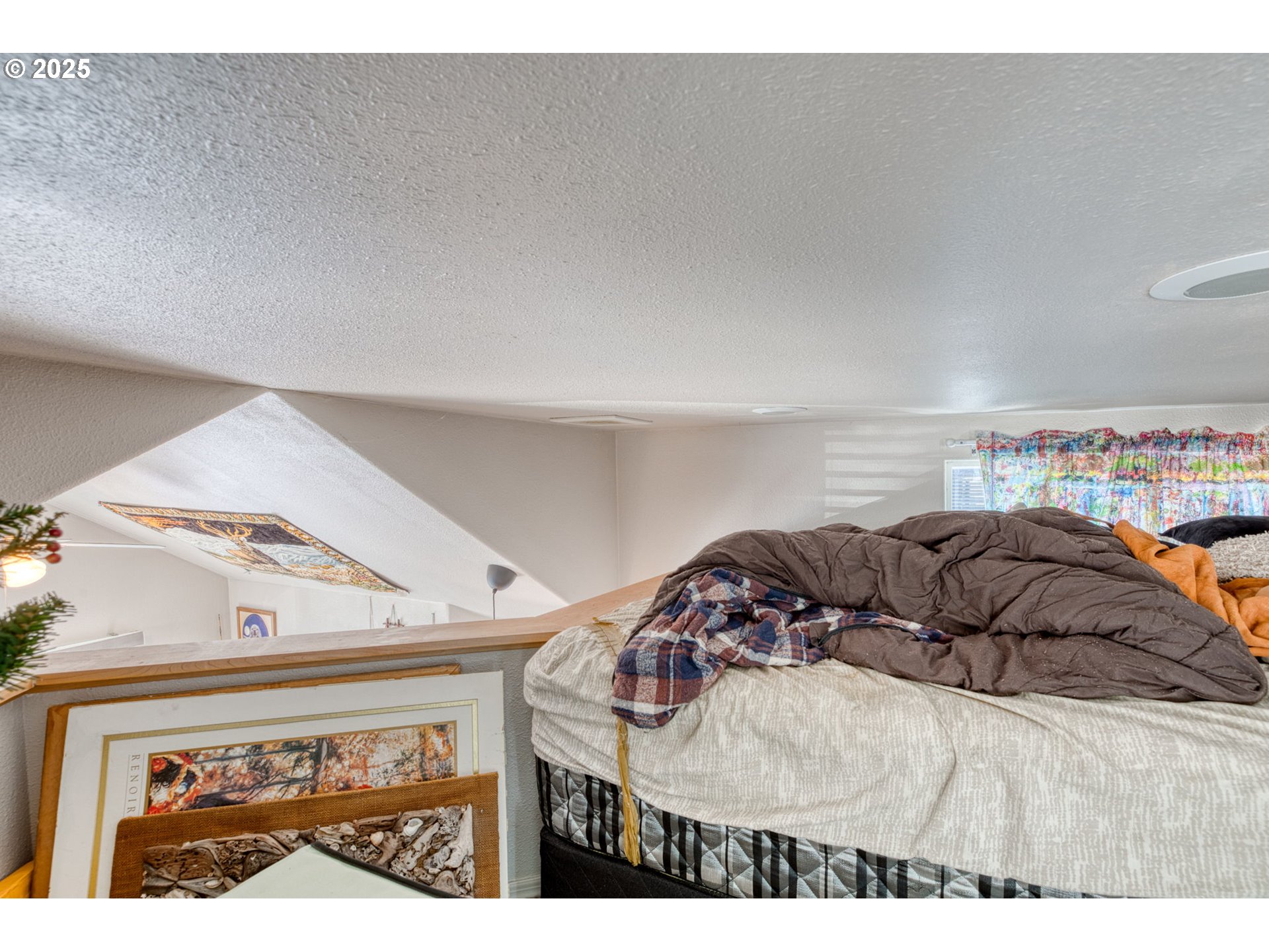 property viewer photo 12