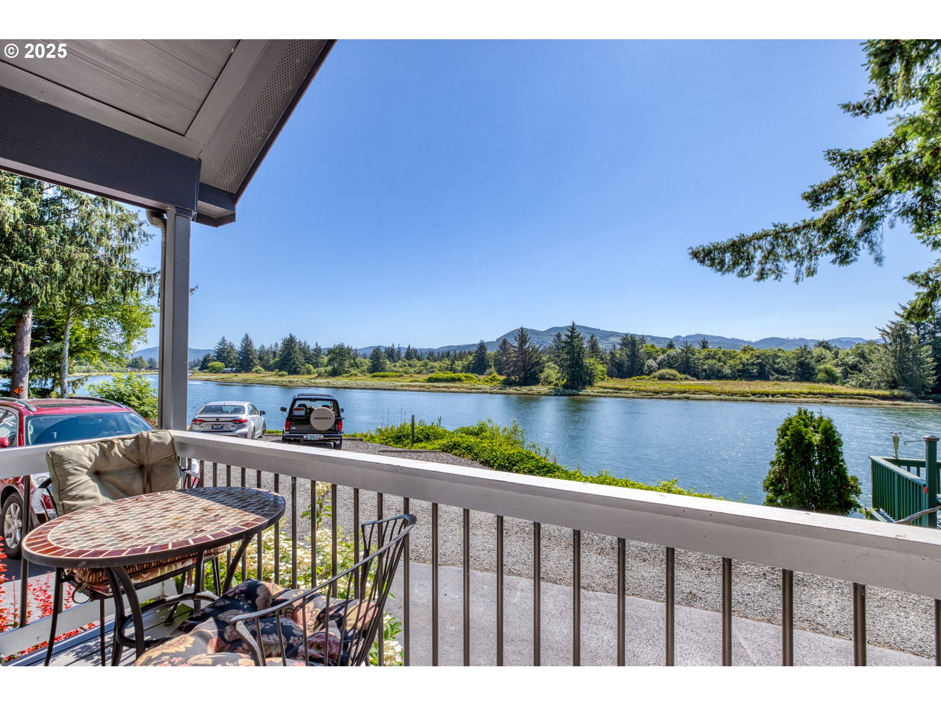 property viewer photo 14