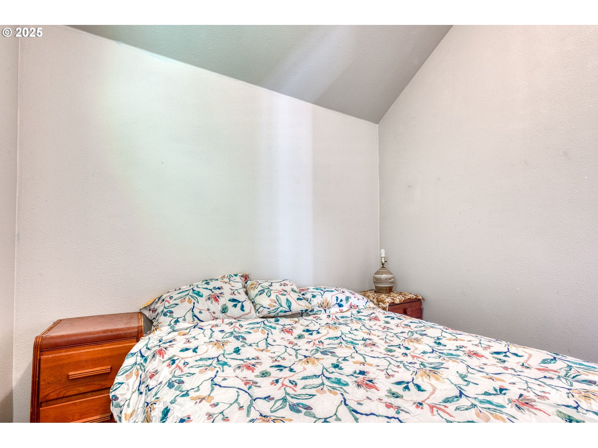property viewer photo 8
