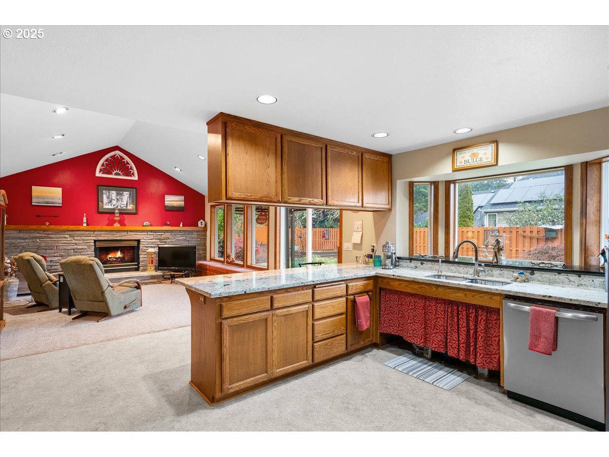 property viewer photo 16