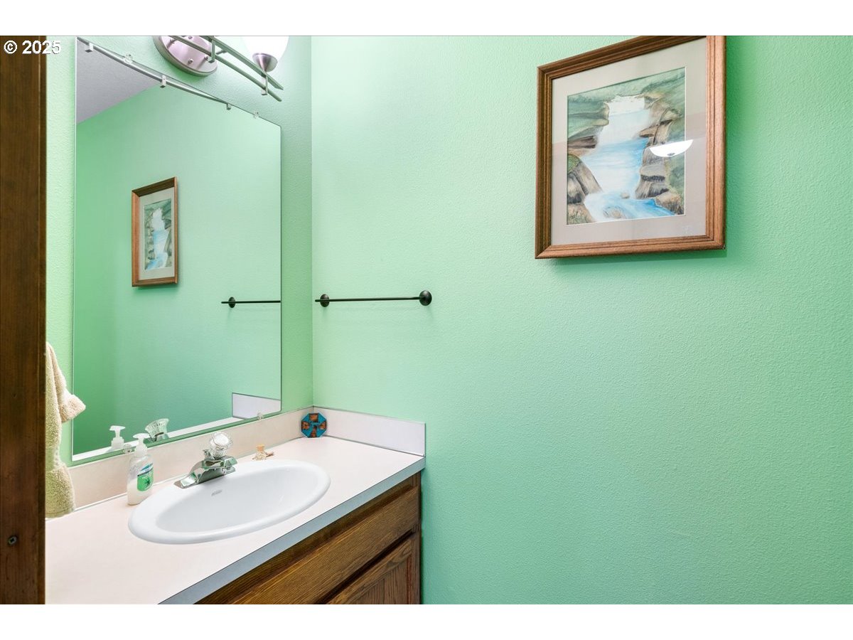 property viewer photo 29