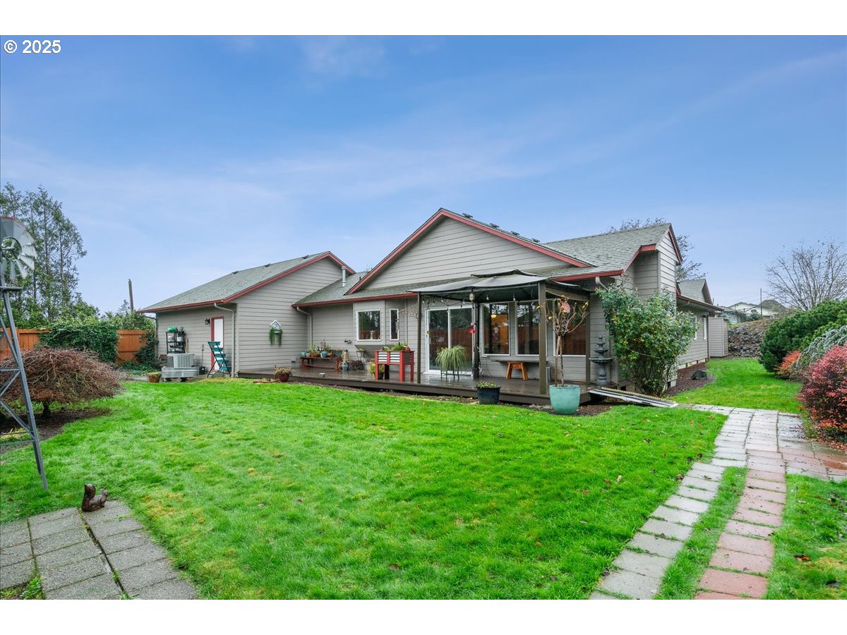 property viewer photo 32