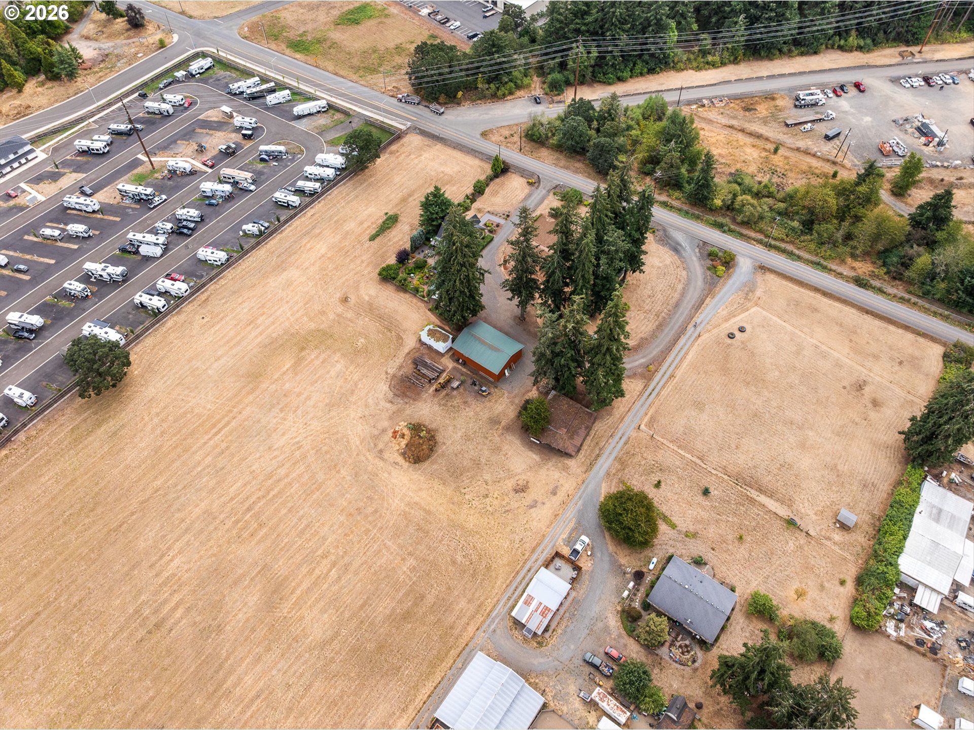 main property photo 29