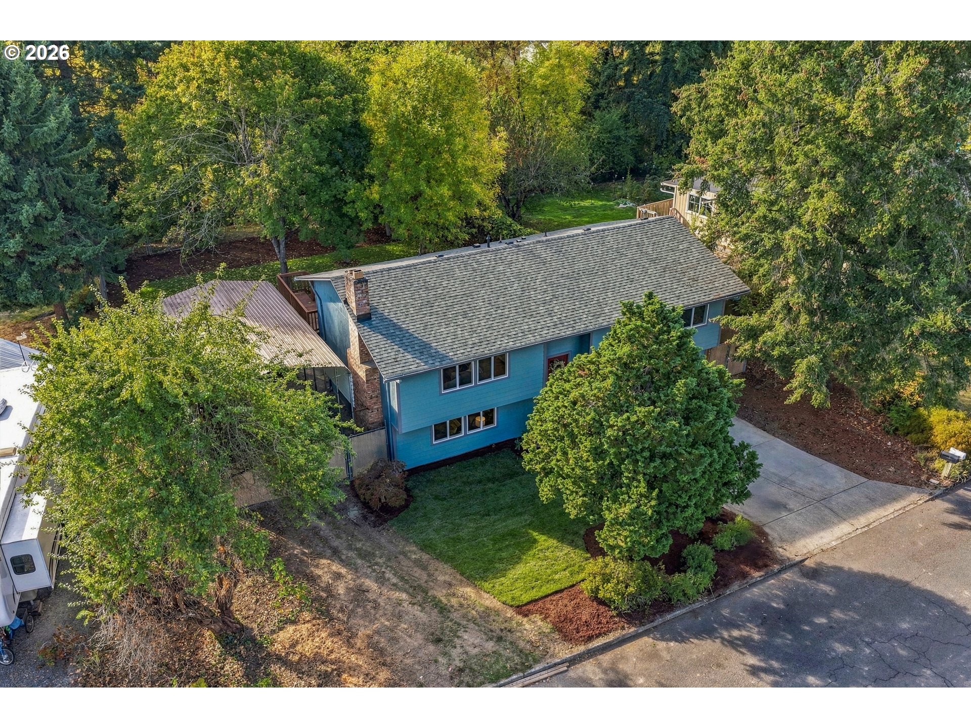main property photo 41